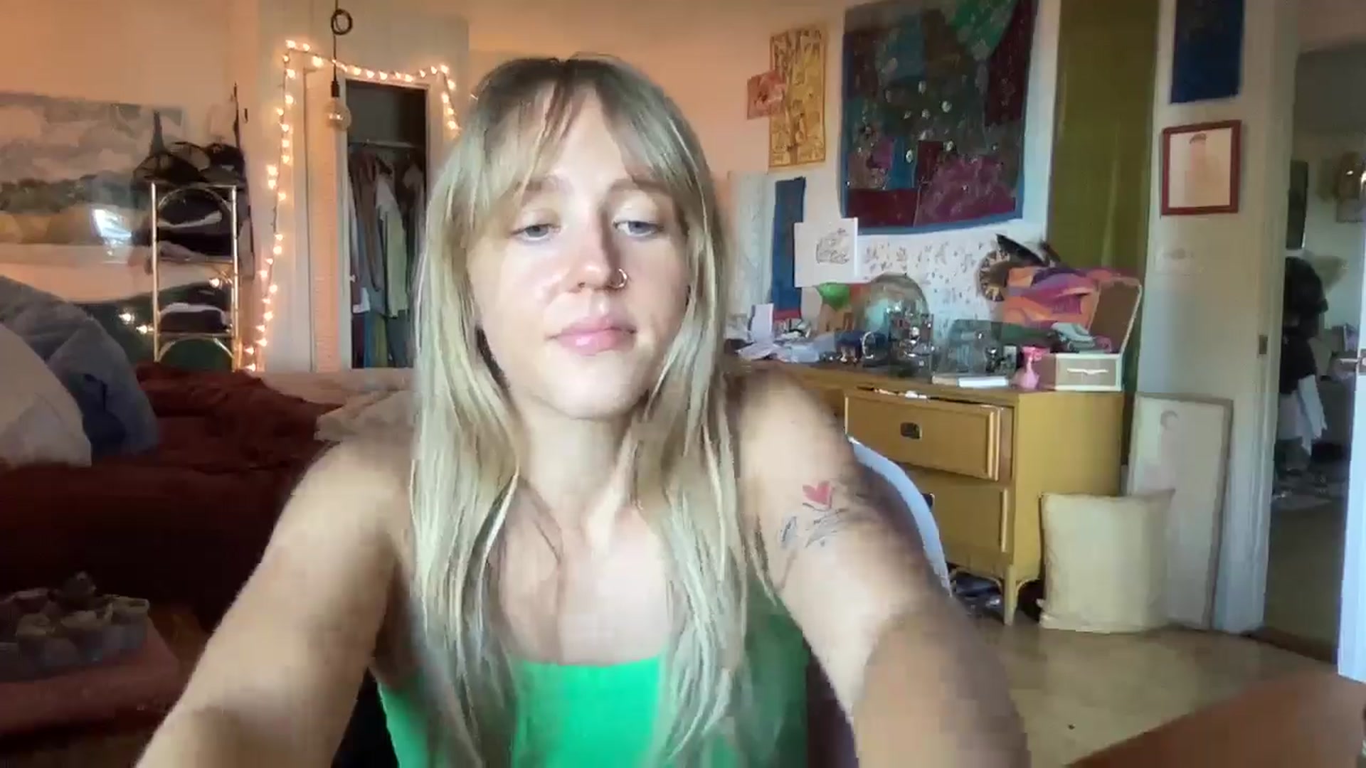 Gallery image thumbnail from PrincessElla_'s myfreecams stream on, 10/13/2024, 18:49 image 20 of 20