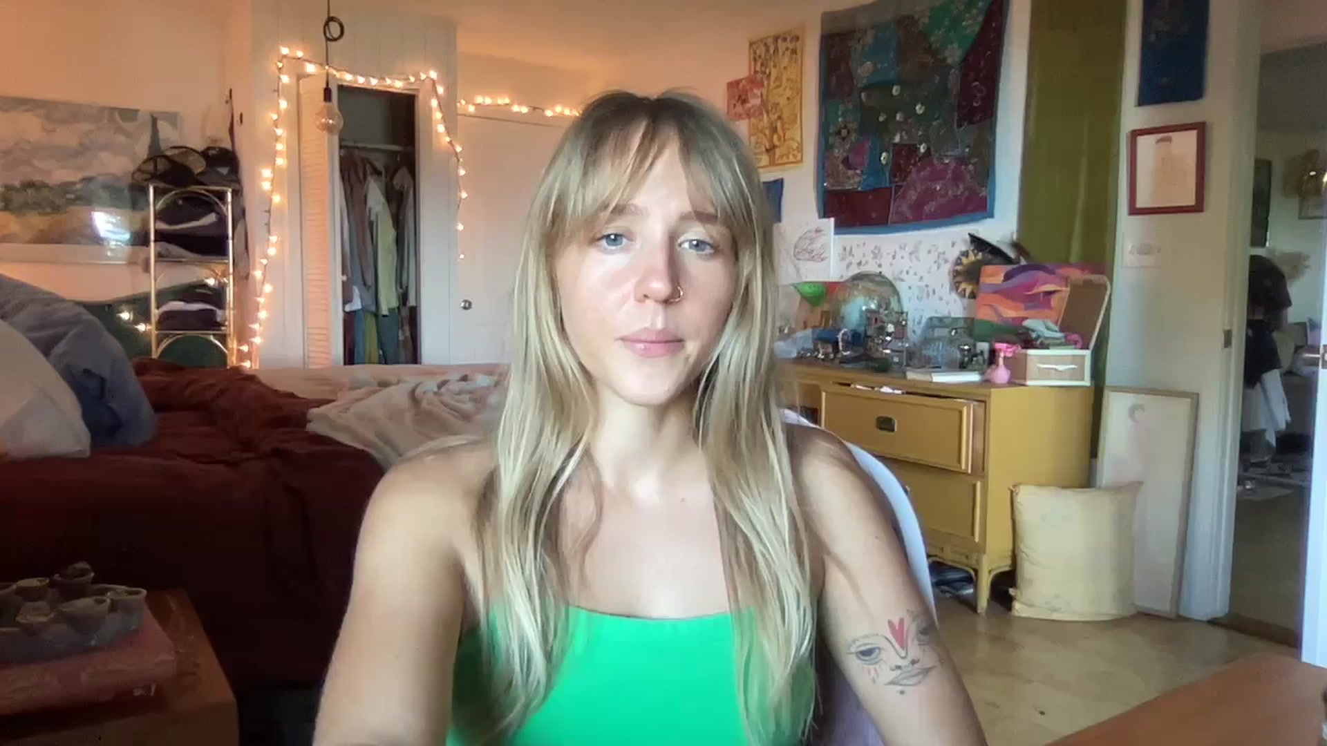 Gallery image thumbnail from PrincessElla_'s myfreecams stream on, 10/13/2024, 18:49 image 18 of 20