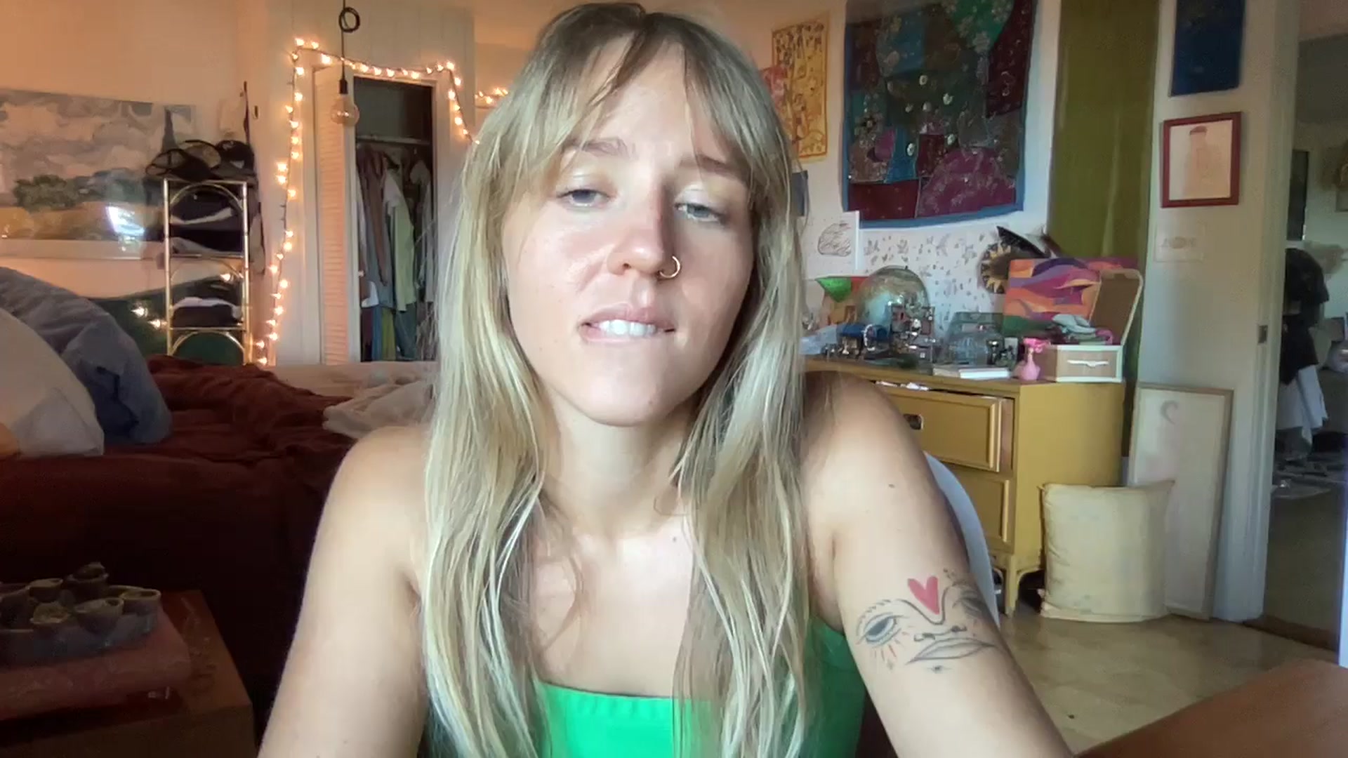 Gallery image thumbnail from PrincessElla_'s myfreecams stream on, 10/13/2024, 18:49 image 9 of 20
