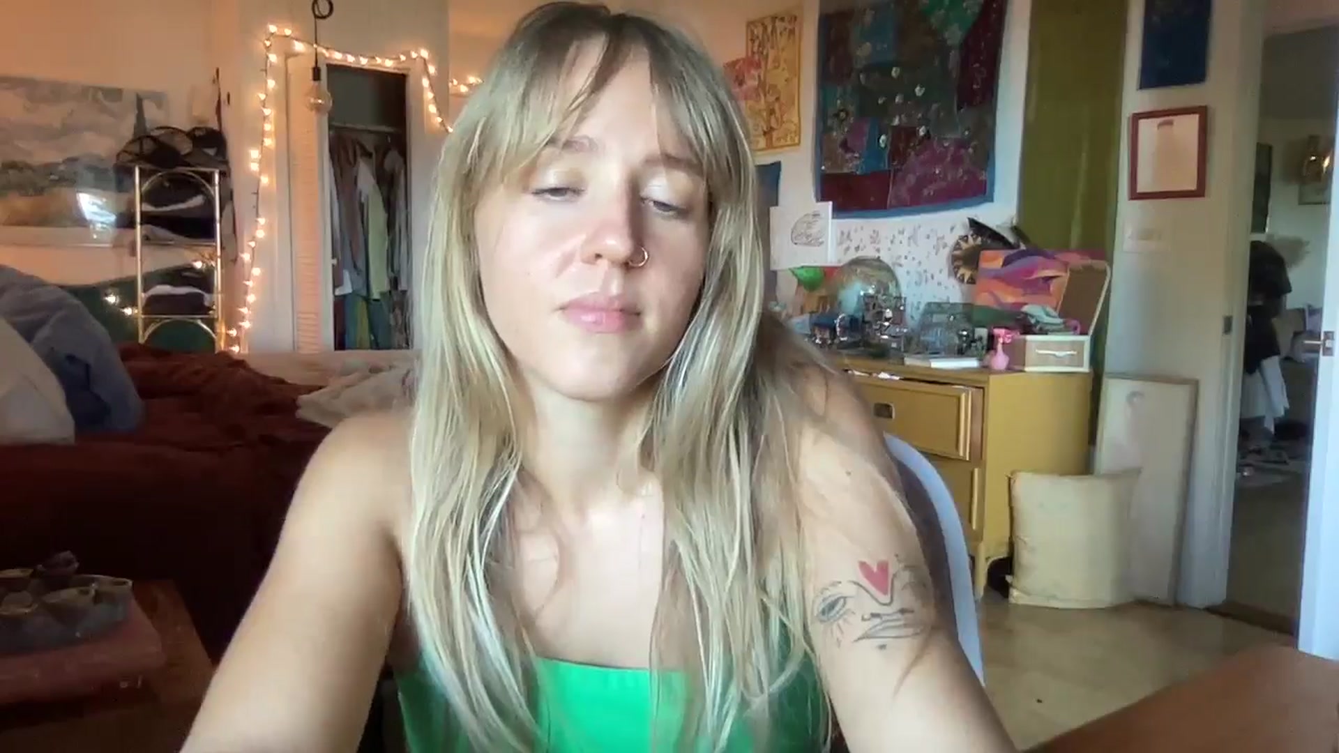 Gallery image thumbnail from PrincessElla_'s myfreecams stream on, 10/13/2024, 18:49 image 10 of 20