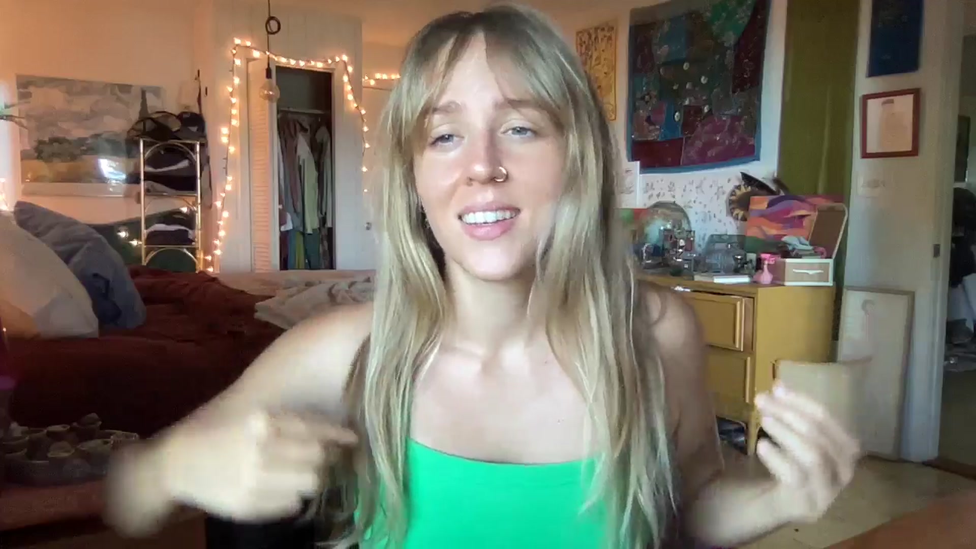 Gallery image thumbnail from PrincessElla_'s myfreecams stream on, 10/13/2024, 18:49 image 6 of 20