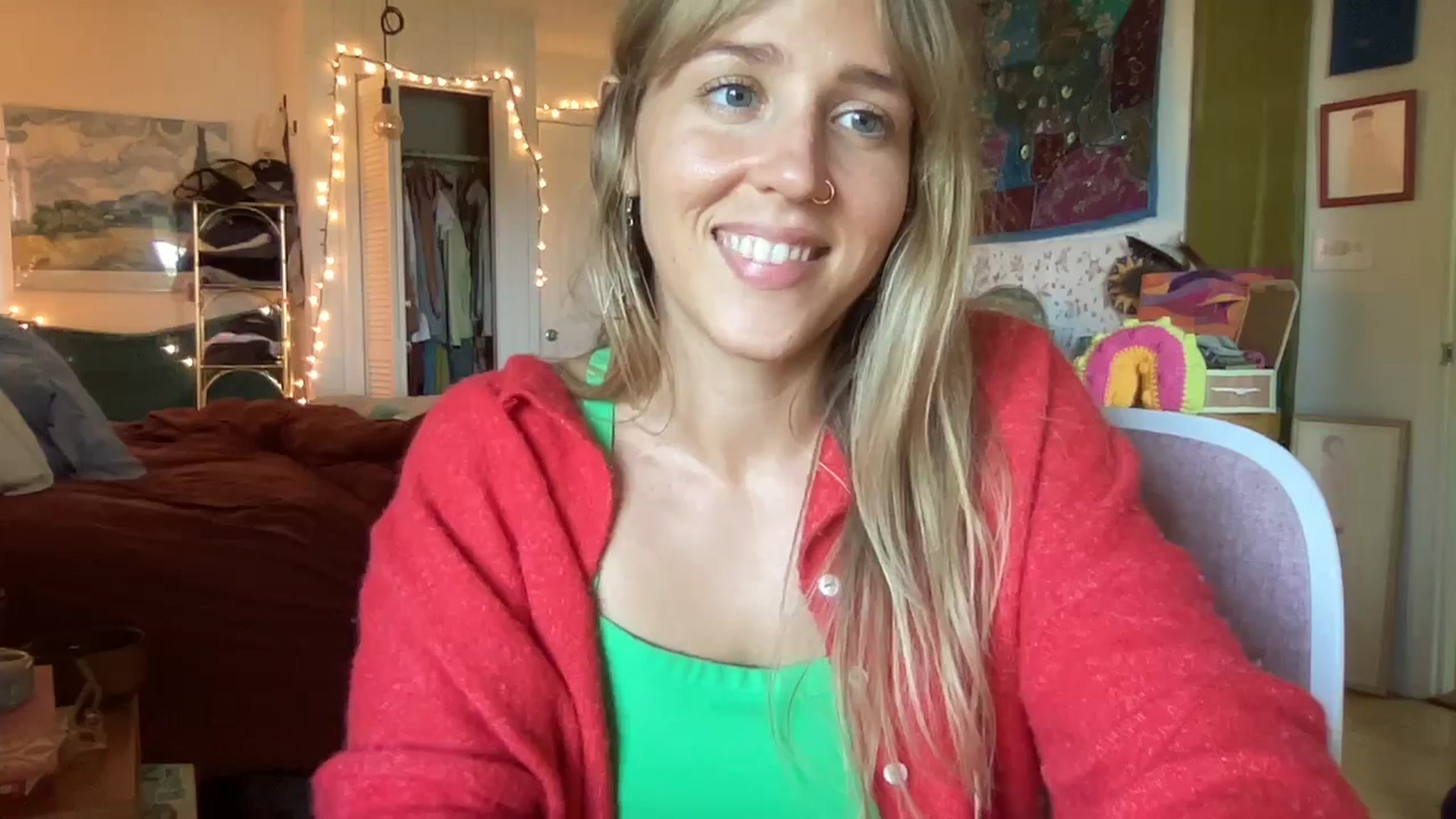 Gallery image thumbnail from PrincessElla_'s myfreecams stream on, 10/13/2024, 20:43 image 12 of 20