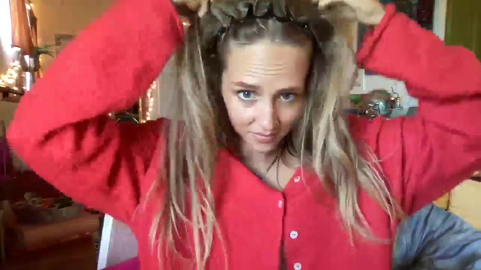 Gallery image thumbnail from PrincessElla_'s myfreecams stream on, 11/19/2024, 22:01 image 6 of 20