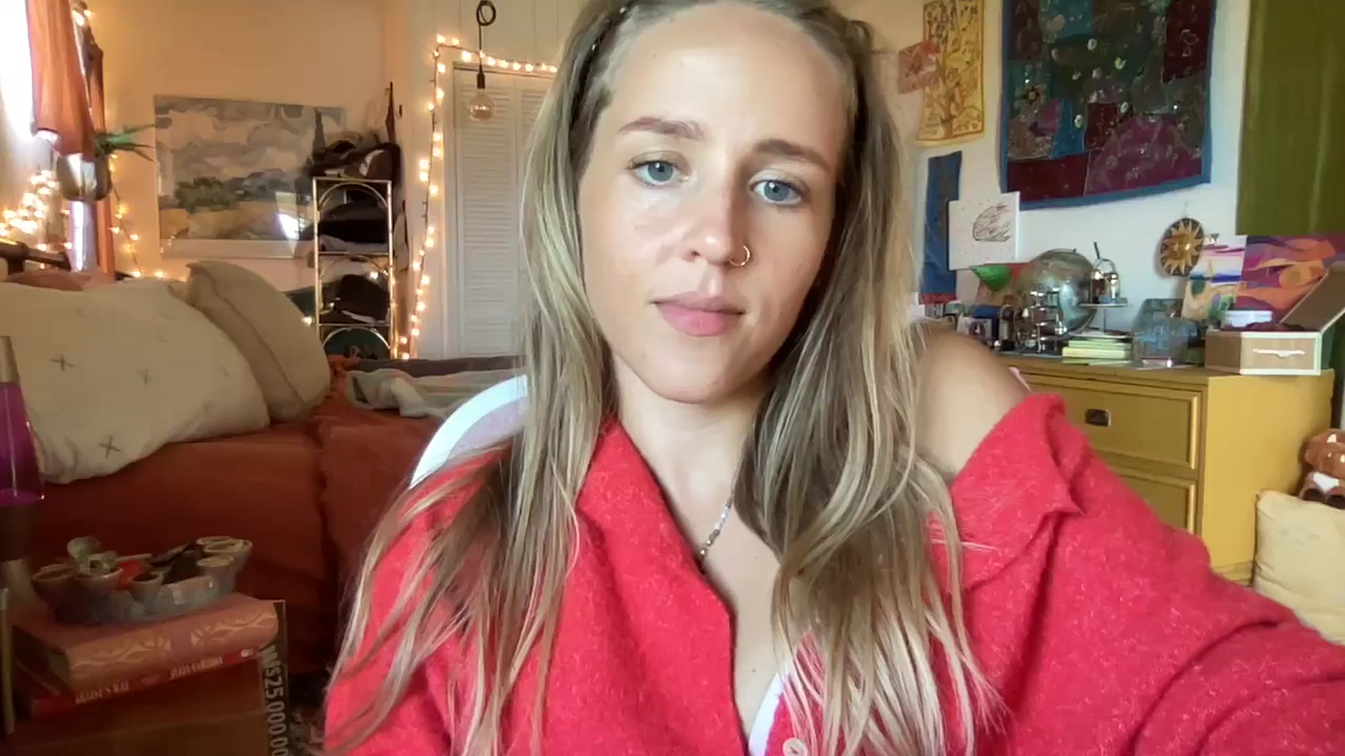 Gallery image thumbnail from PrincessElla_'s myfreecams stream on, 11/19/2024, 22:01 image 1 of 20