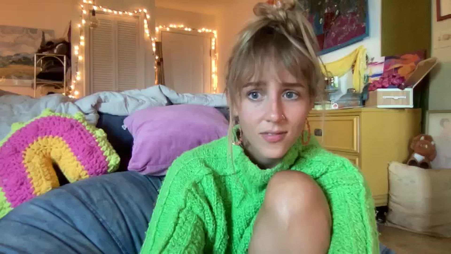 Gallery image thumbnail from PrincessElla_'s myfreecams stream on, 11/21/2024, 20:11 image 17 of 20