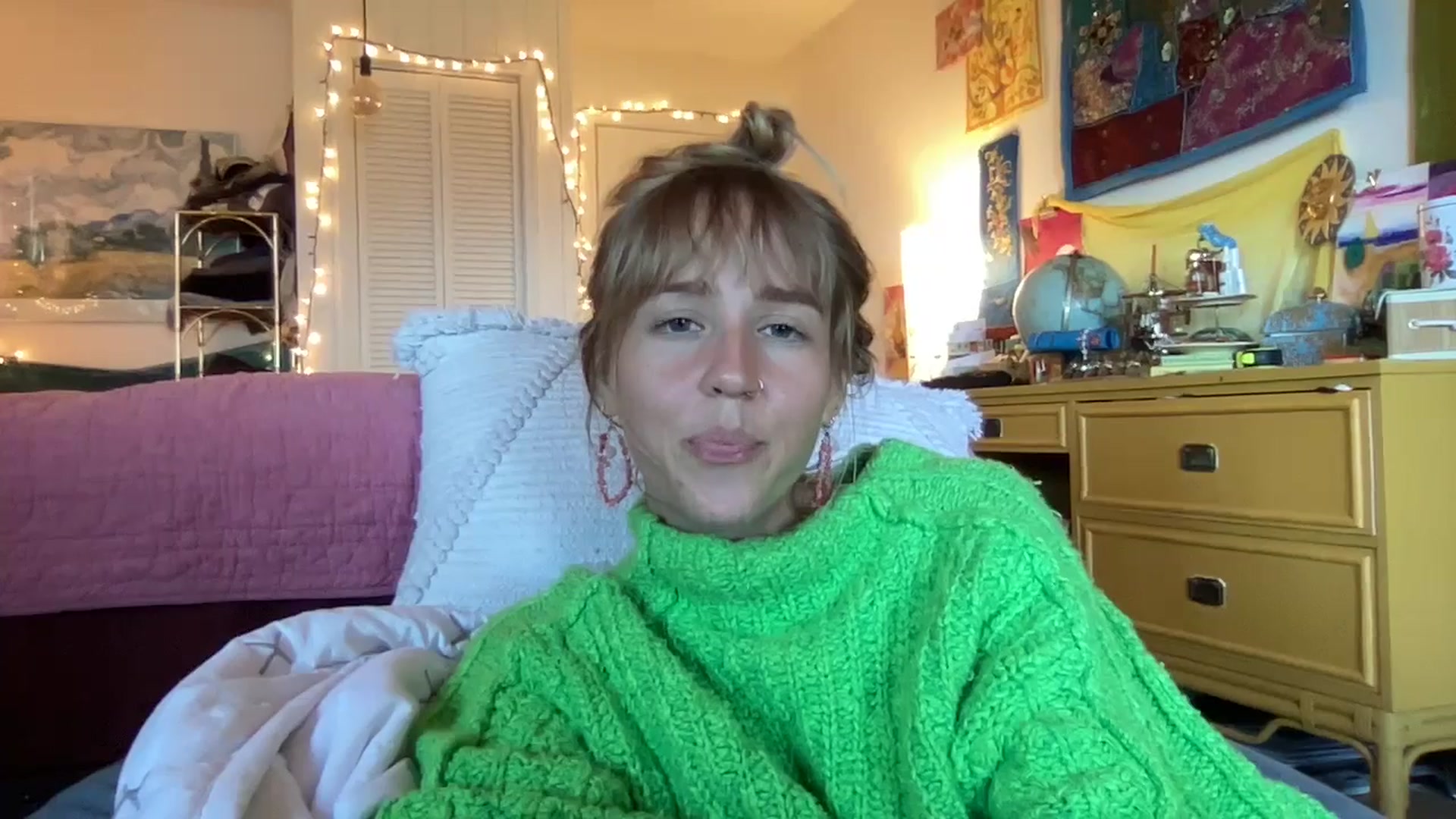 Gallery image thumbnail from PrincessElla_'s myfreecams stream on, 11/27/2024, 20:07 image 18 of 20