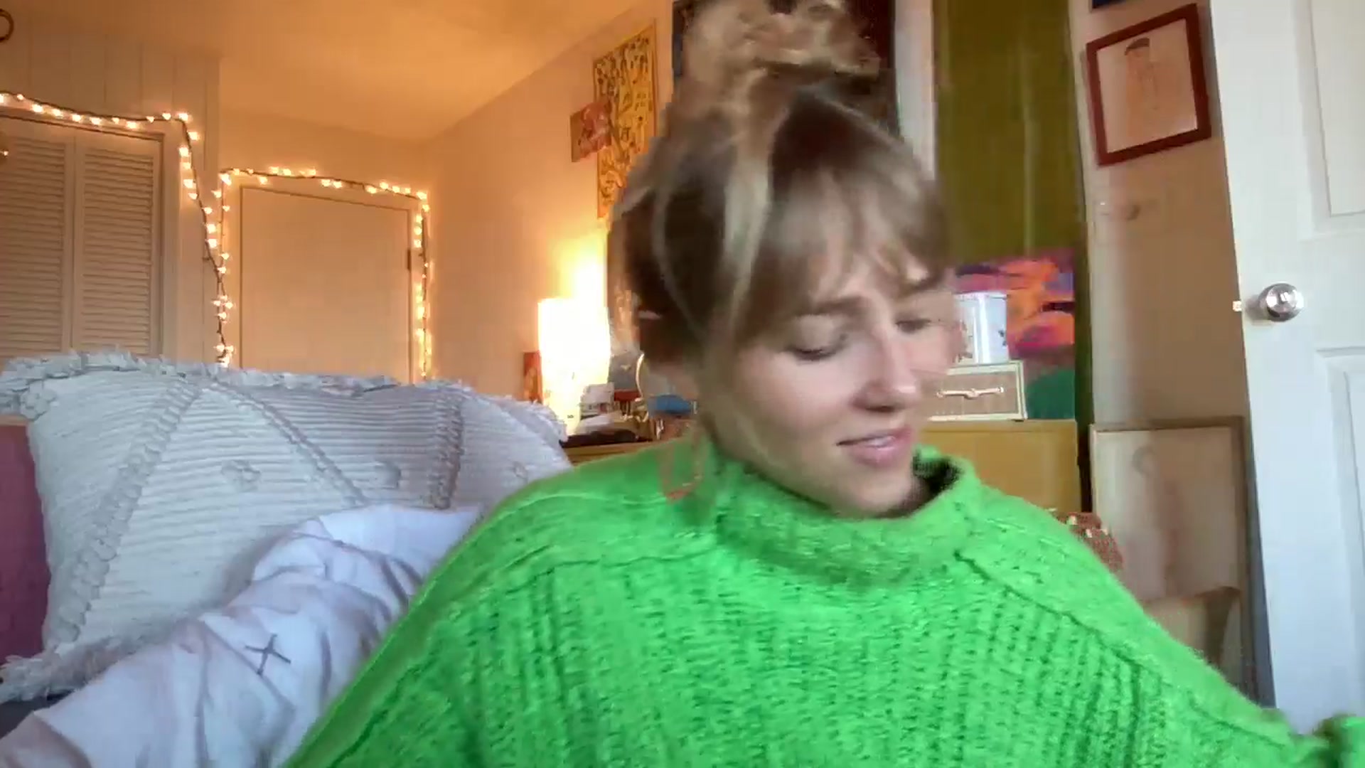 Gallery image thumbnail from PrincessElla_'s myfreecams stream on, 11/27/2024, 20:07 image 6 of 20
