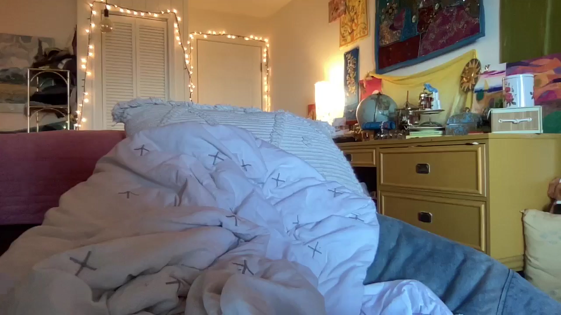 Gallery image thumbnail from PrincessElla_'s myfreecams stream on, 11/27/2024, 20:07 image 2 of 20