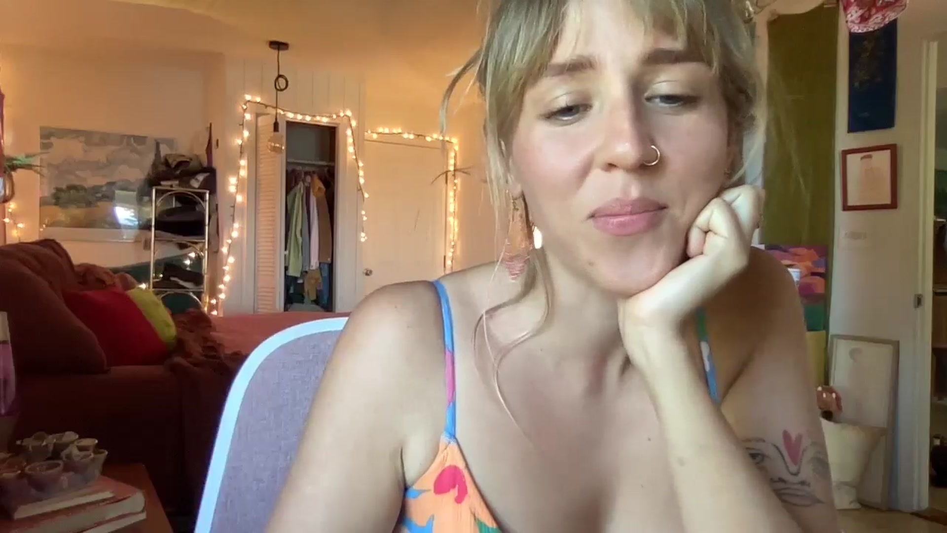 Gallery image thumbnail from PrincessElla_'s myfreecams stream on, 12/03/2024, 21:20 image 12 of 20