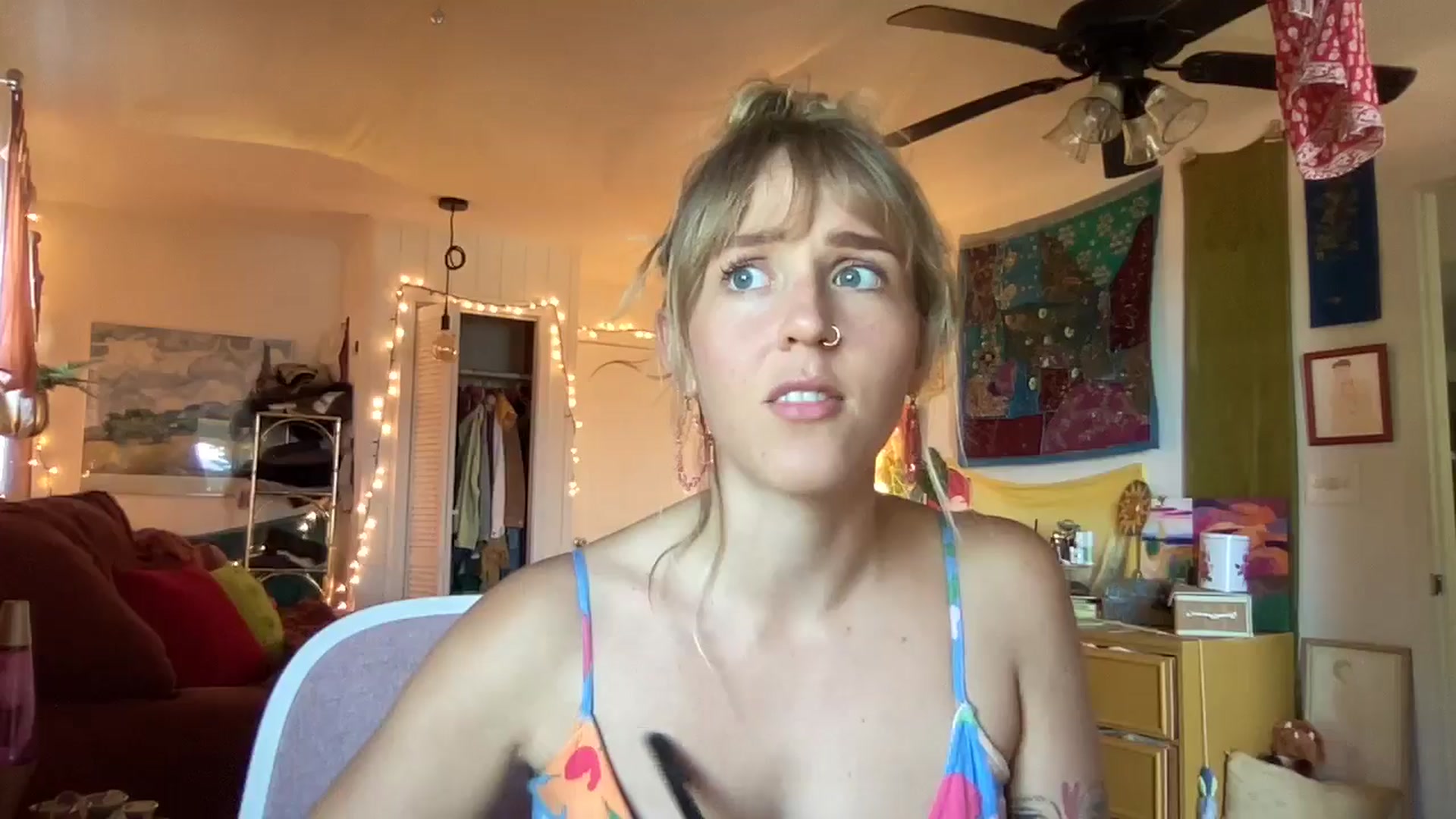 Gallery image thumbnail from PrincessElla_'s myfreecams stream on, 12/03/2024, 21:20 image 2 of 20