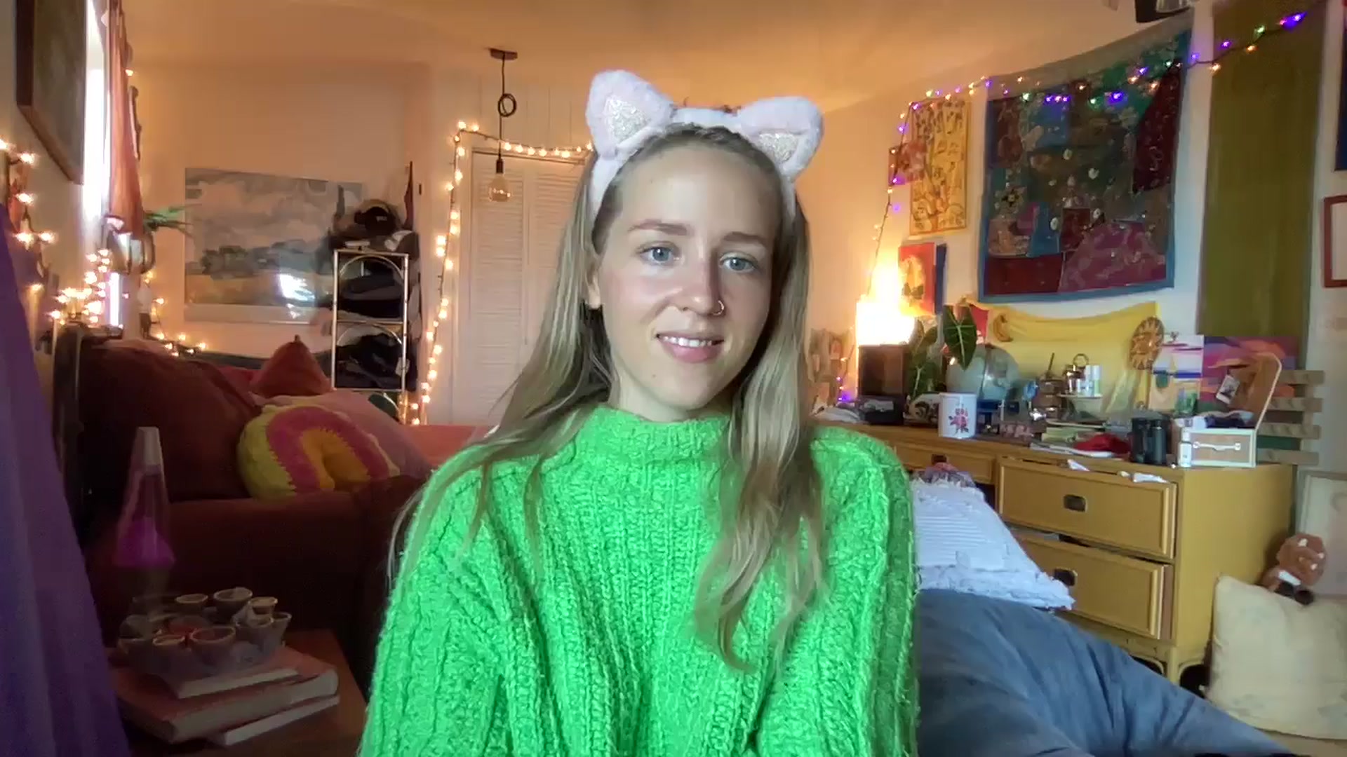 Gallery image thumbnail from PrincessElla_'s myfreecams stream on, 12/13/2024, 21:00 image 1 of 20