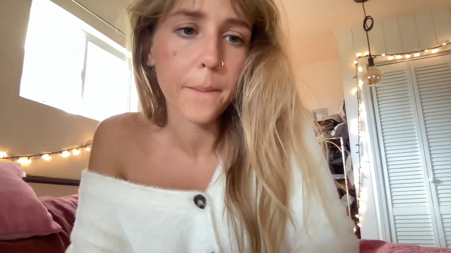 Gallery image thumbnail from PrincessElla_'s myfreecams stream on, 12/23/2024, 01:54 image 5 of 20