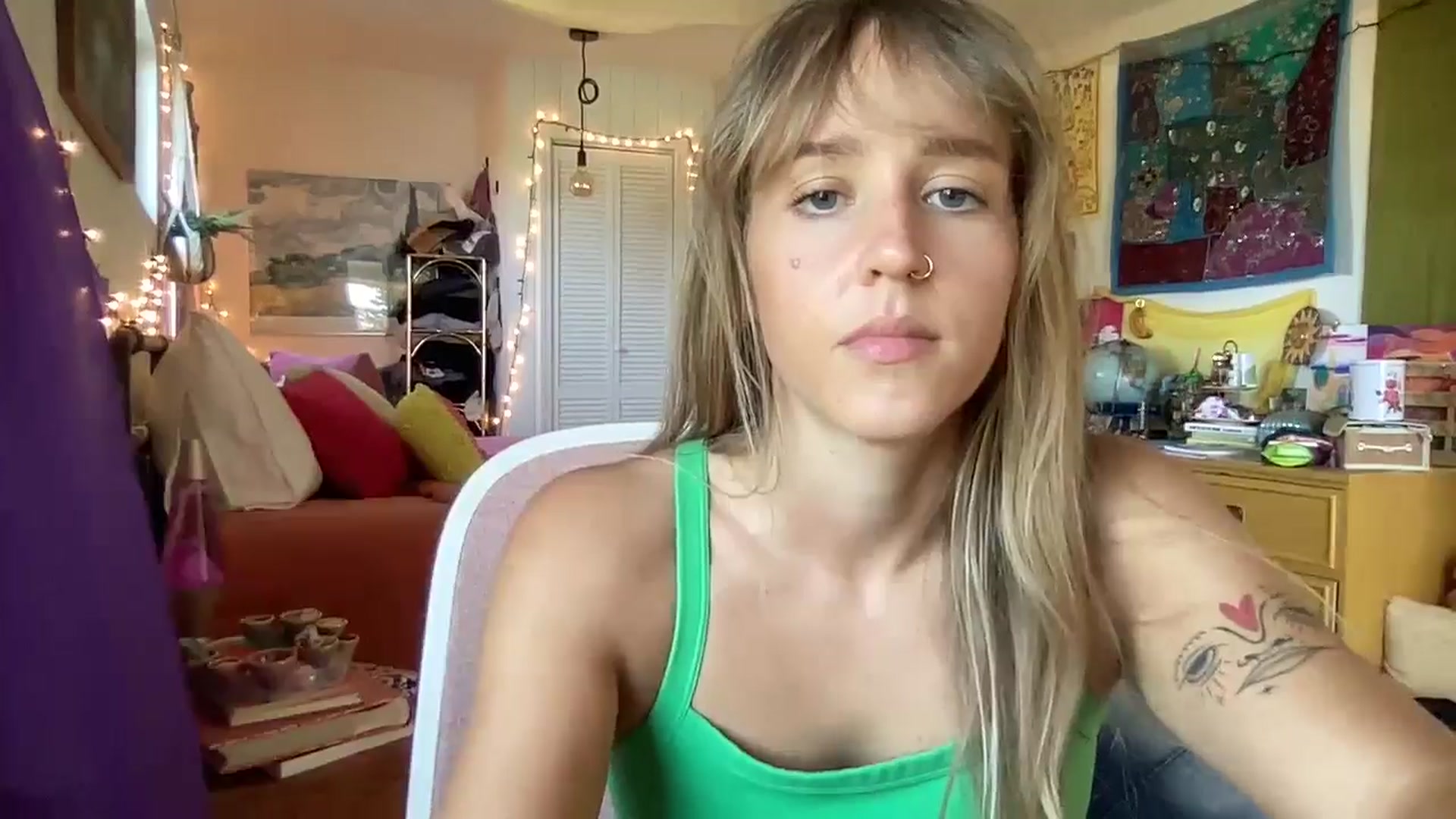Gallery image thumbnail from PrincessElla_'s myfreecams stream on, 12/31/2024, 21:47 image 19 of 20