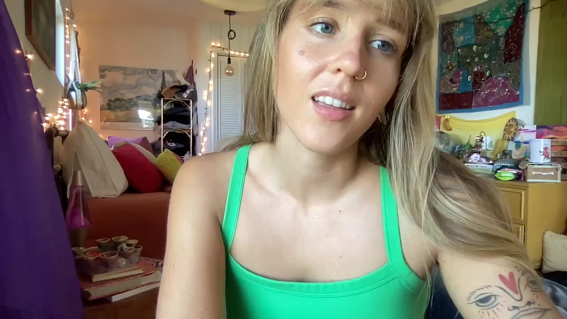 Gallery image thumbnail from PrincessElla_'s myfreecams stream on, 12/31/2024, 21:47 image 12 of 20