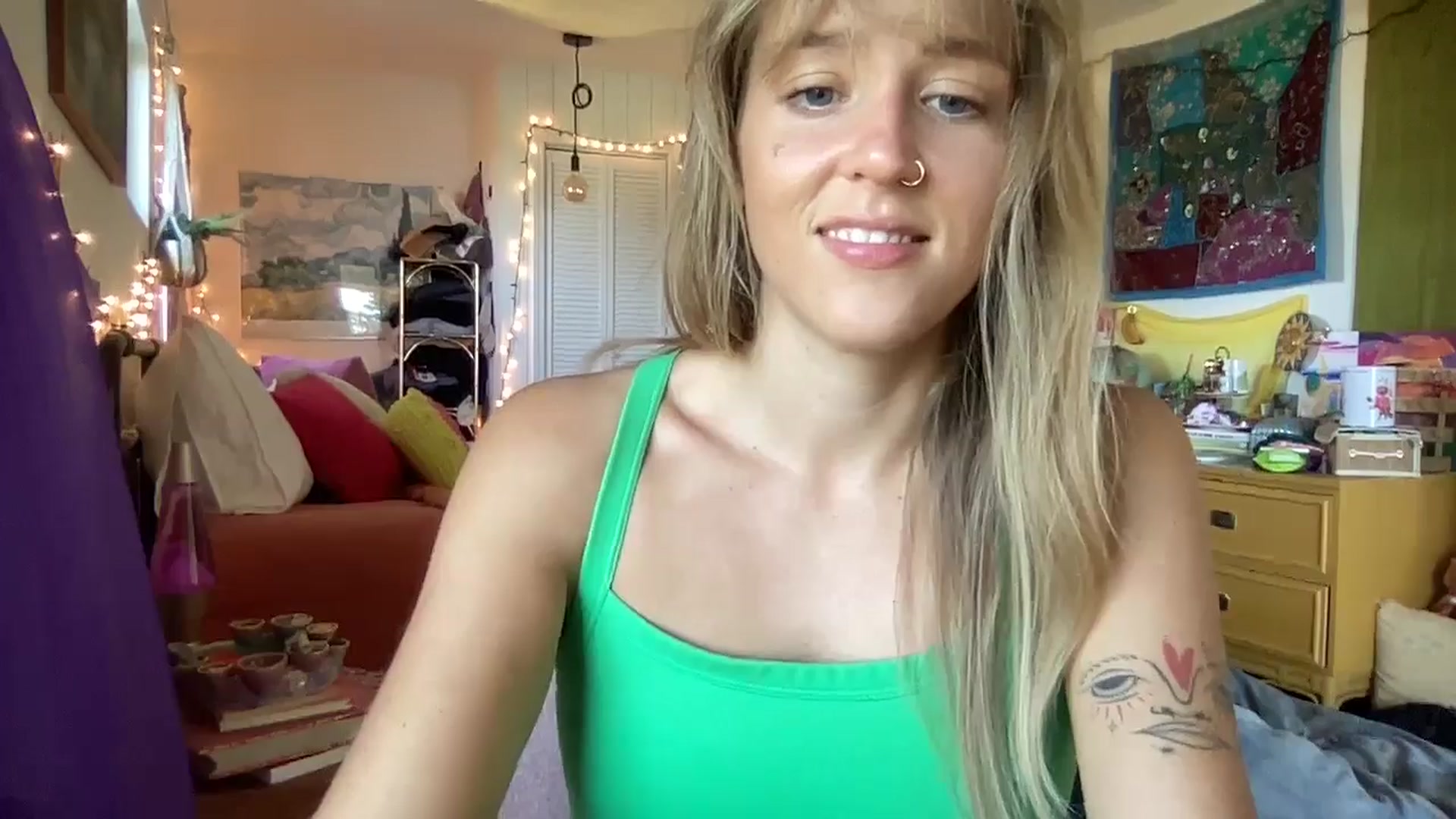 Gallery image thumbnail from PrincessElla_'s myfreecams stream on, 12/31/2024, 21:47 image 11 of 20