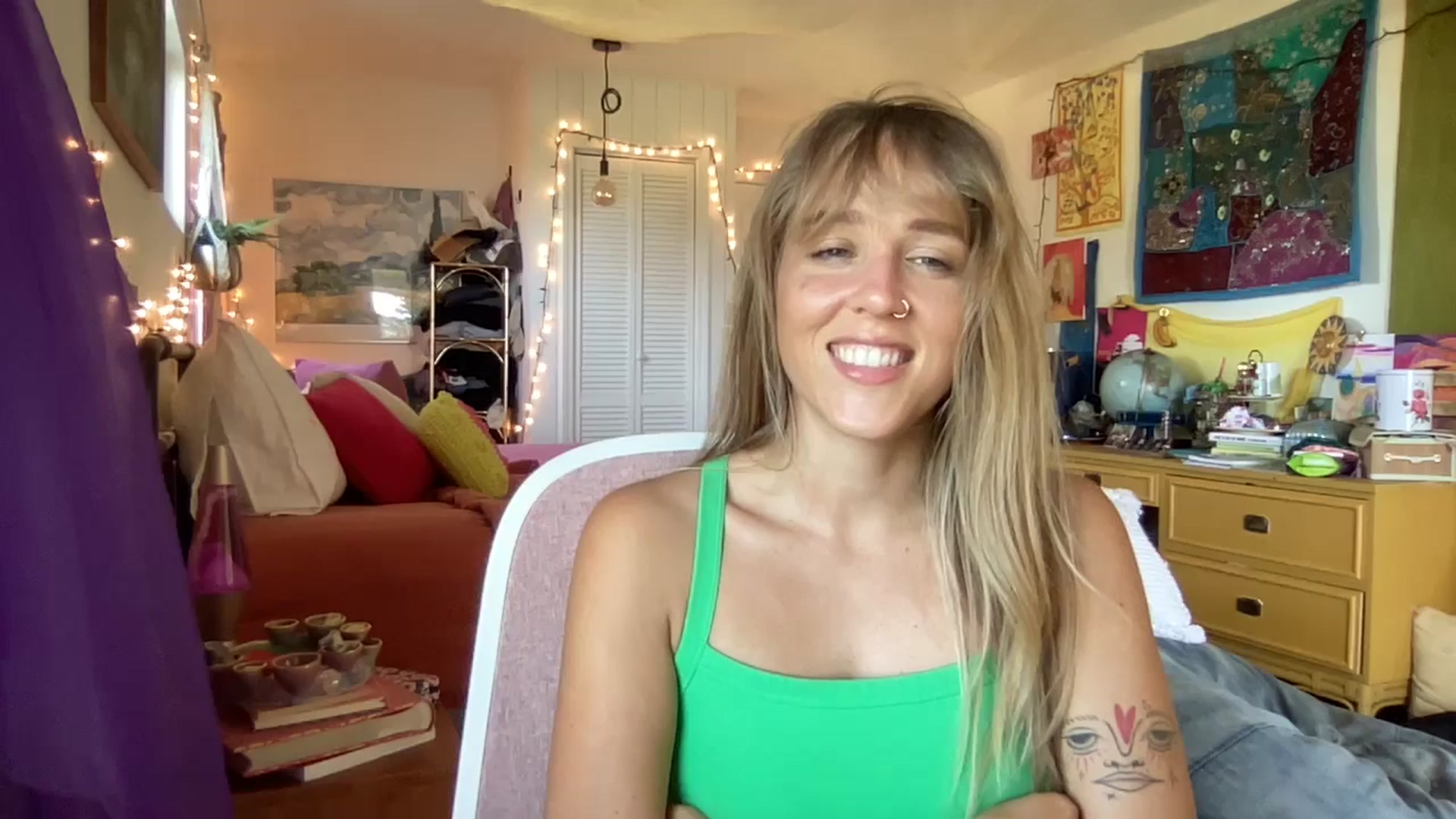 Gallery image thumbnail from PrincessElla_'s myfreecams stream on, 12/31/2024, 21:47 image 18 of 20