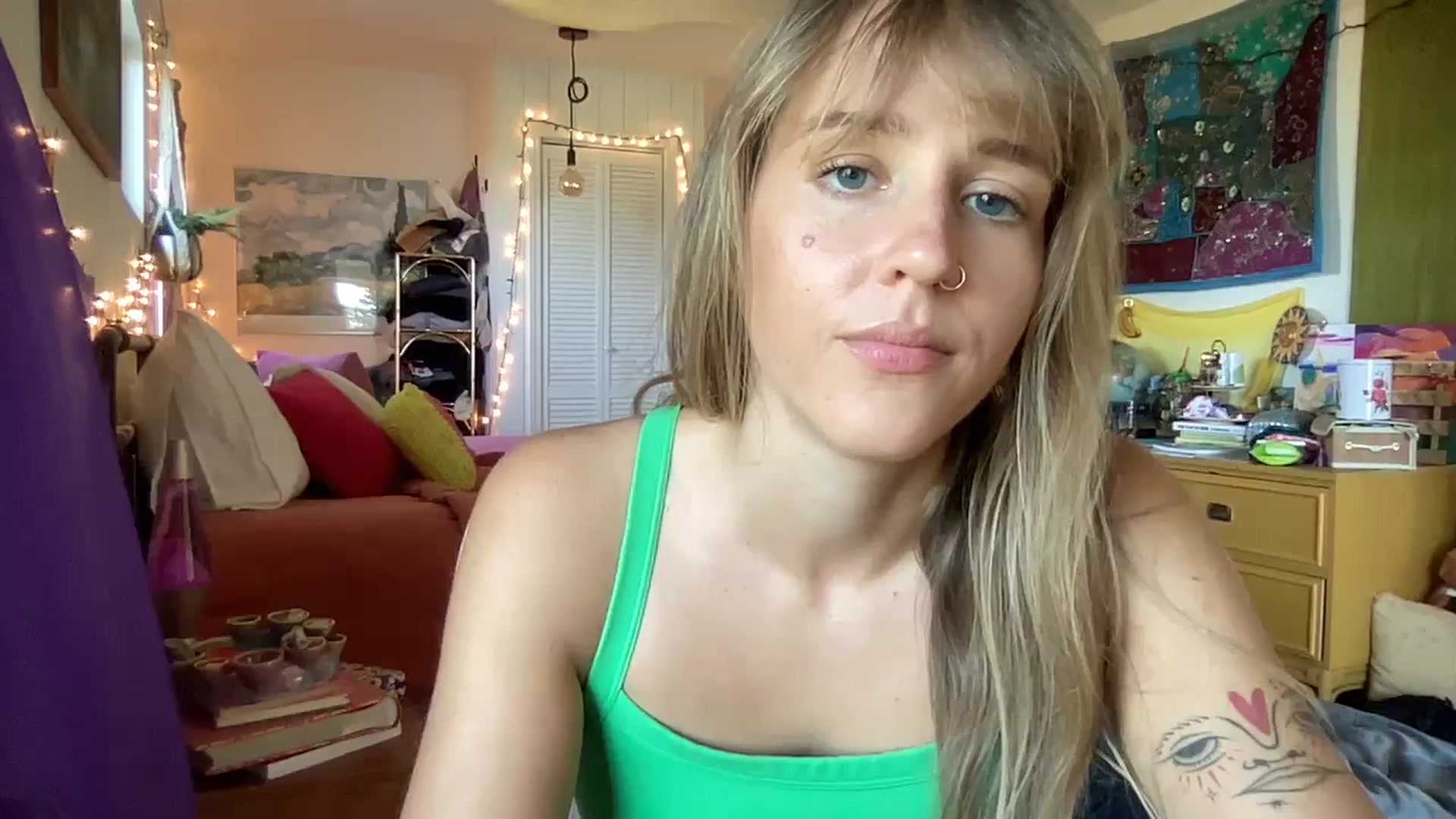 Gallery image thumbnail from PrincessElla_'s myfreecams stream on, 12/31/2024, 21:47 image 10 of 20