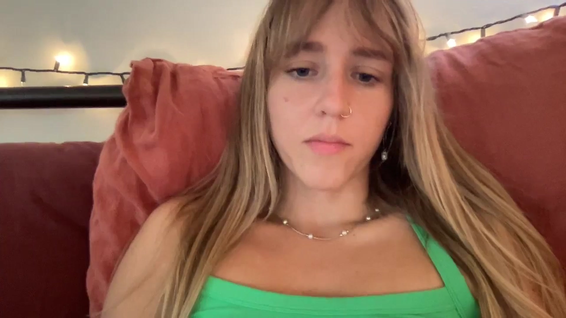Gallery image thumbnail from PrincessElla_'s myfreecams stream on, 01/04/2025, 20:57 image 15 of 20