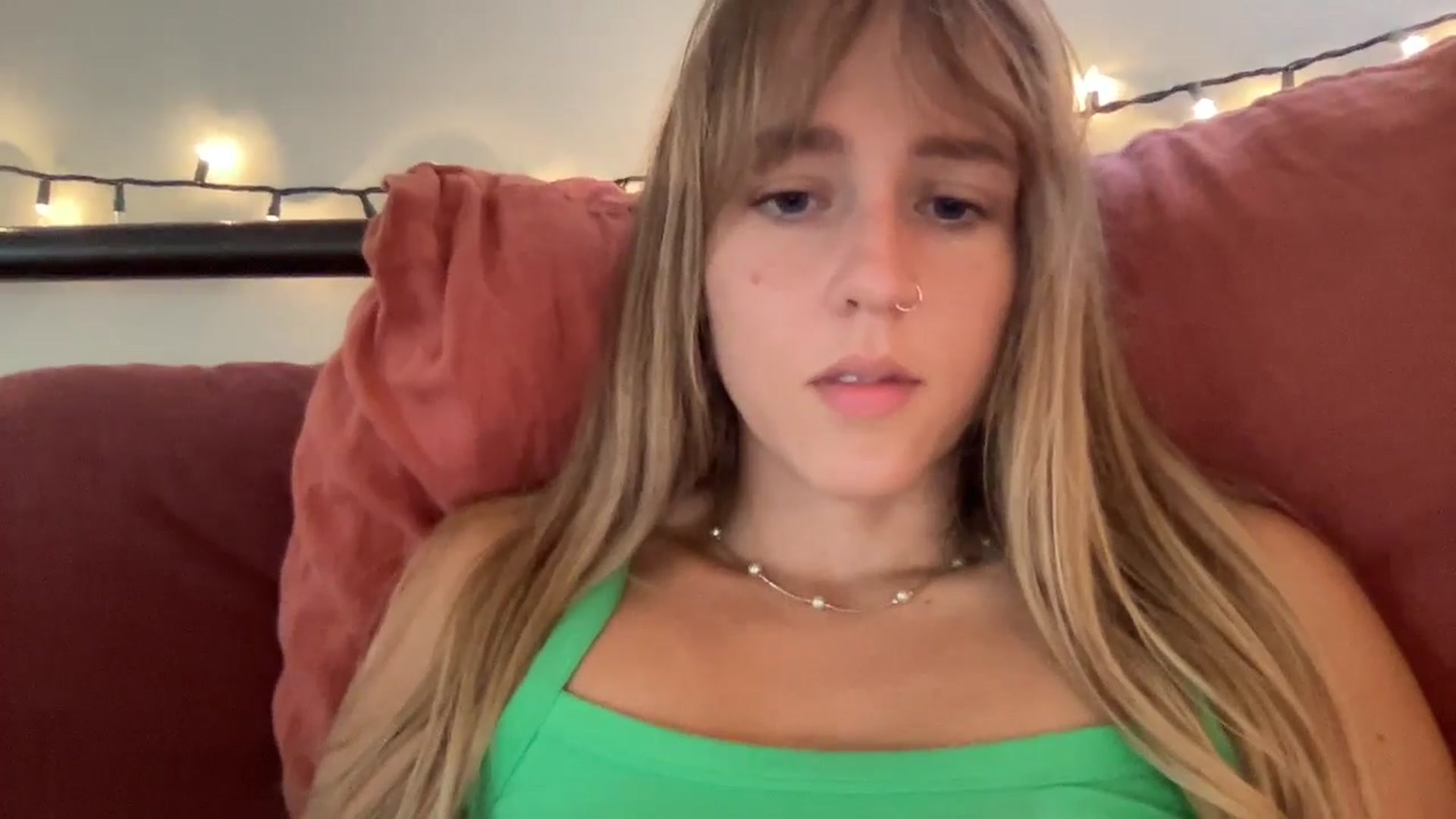 Gallery image thumbnail from PrincessElla_'s myfreecams stream on, 01/04/2025, 20:57 image 20 of 20