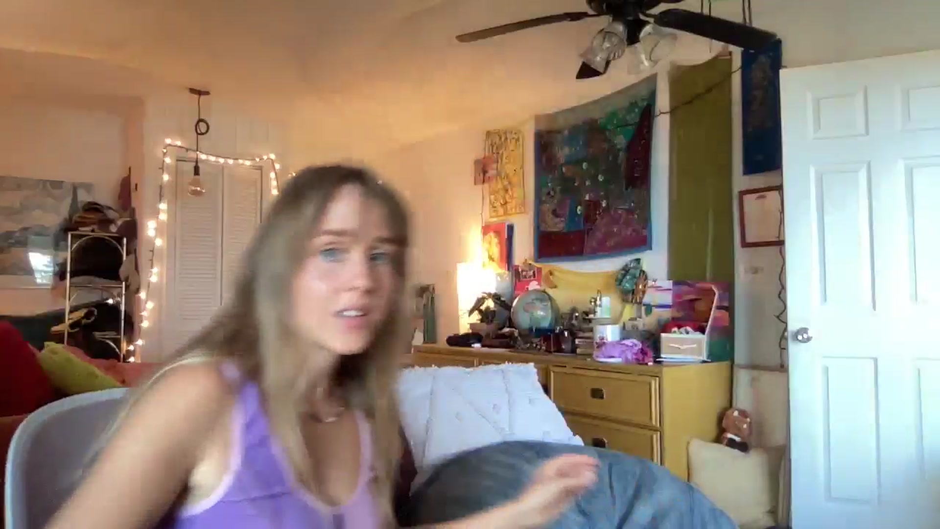 Gallery image thumbnail from PrincessElla_'s myfreecams stream on, 01/14/2025, 20:56 image 5 of 20