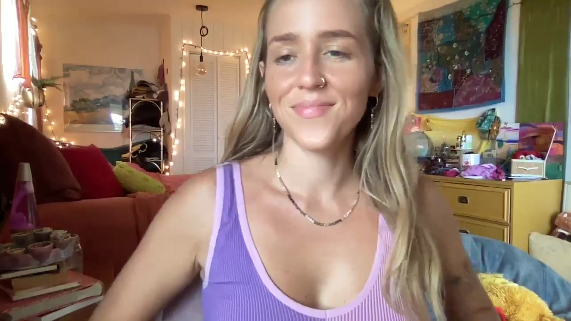 Gallery image thumbnail from PrincessElla_'s myfreecams stream on, 01/14/2025, 21:32 image 8 of 20