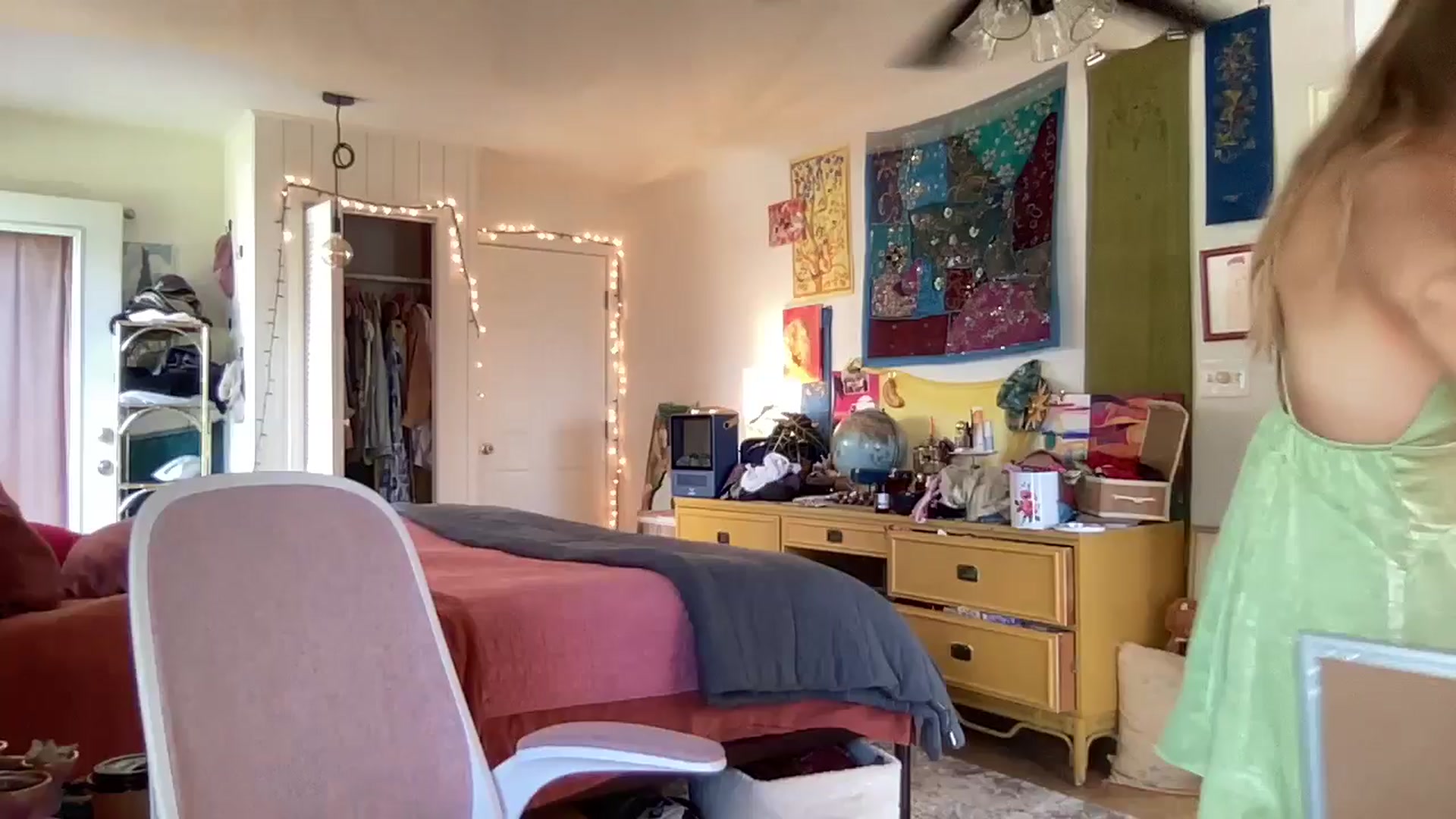 Gallery image thumbnail from PrincessElla_'s myfreecams stream on, 01/28/2025, 01:04 image 5 of 20