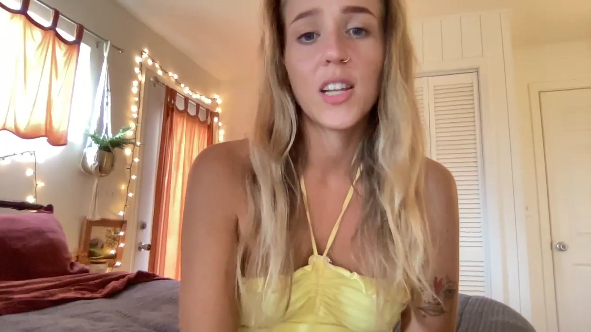 Gallery image thumbnail from PrincessElla_'s myfreecams stream on, 01/28/2025, 21:42 image 4 of 20