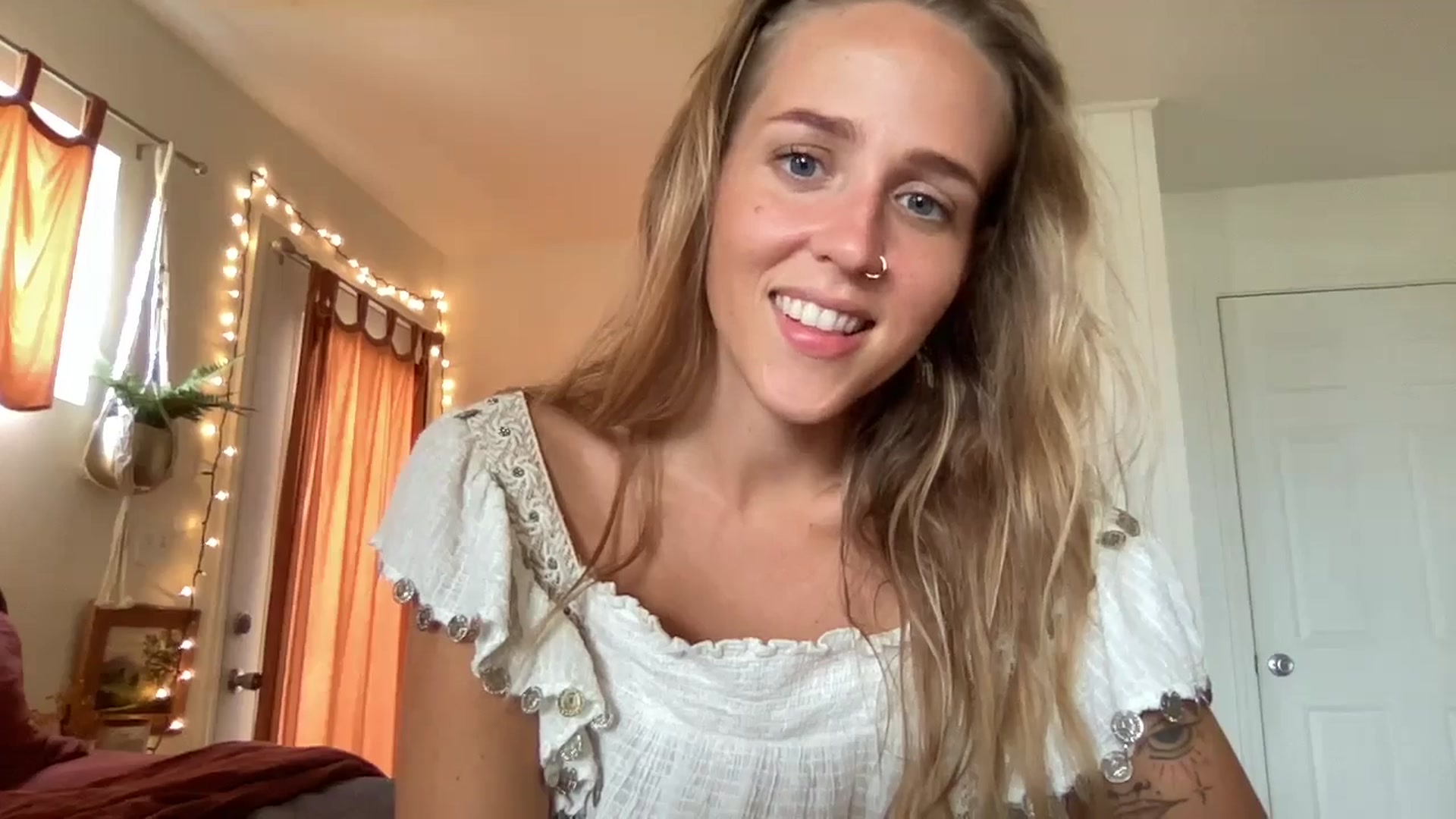 Gallery image thumbnail from PrincessElla_'s myfreecams stream on, 01/30/2025, 23:05 image 9 of 20