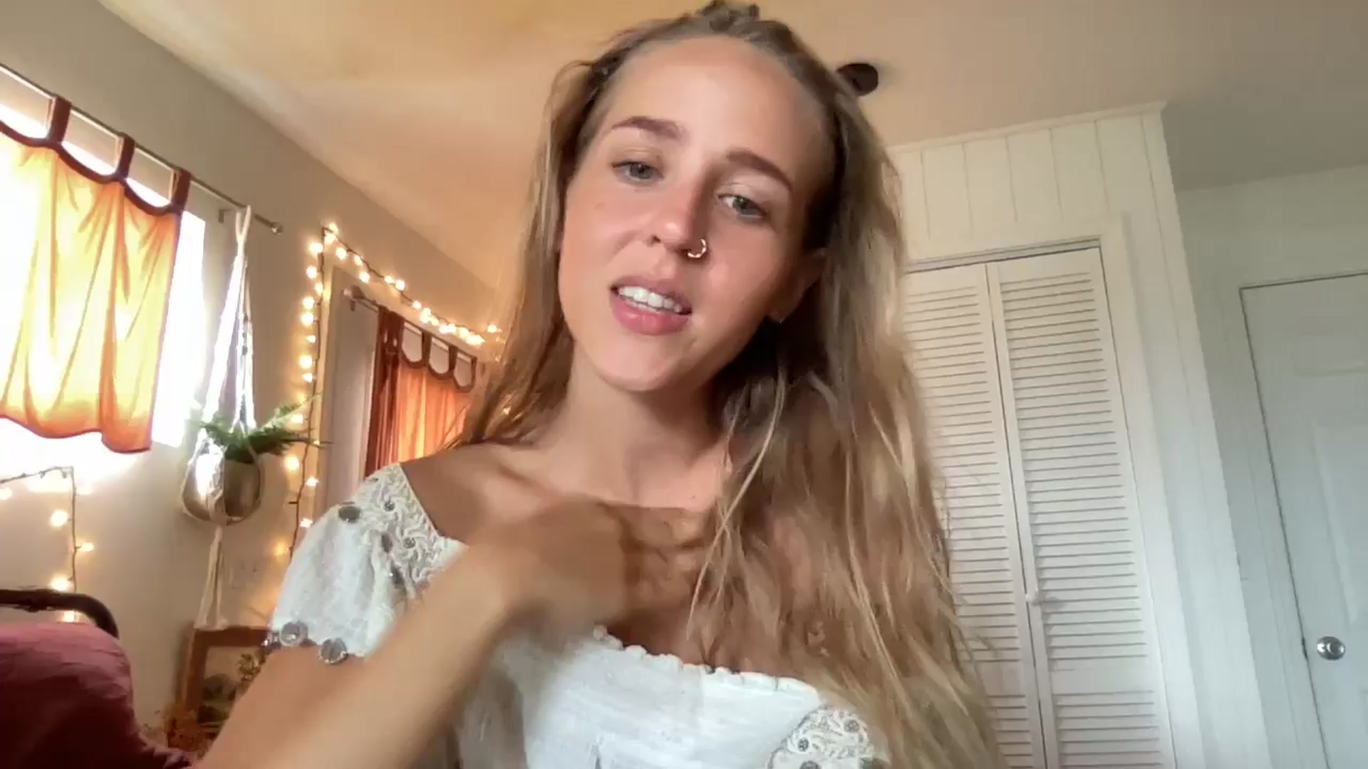Gallery image thumbnail from PrincessElla_'s myfreecams stream on, 01/30/2025, 23:05 image 5 of 20