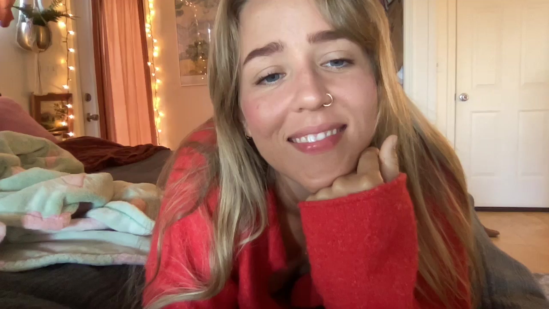 Gallery image thumbnail from PrincessElla_'s myfreecams stream on, 02/04/2025, 19:58 image 4 of 20