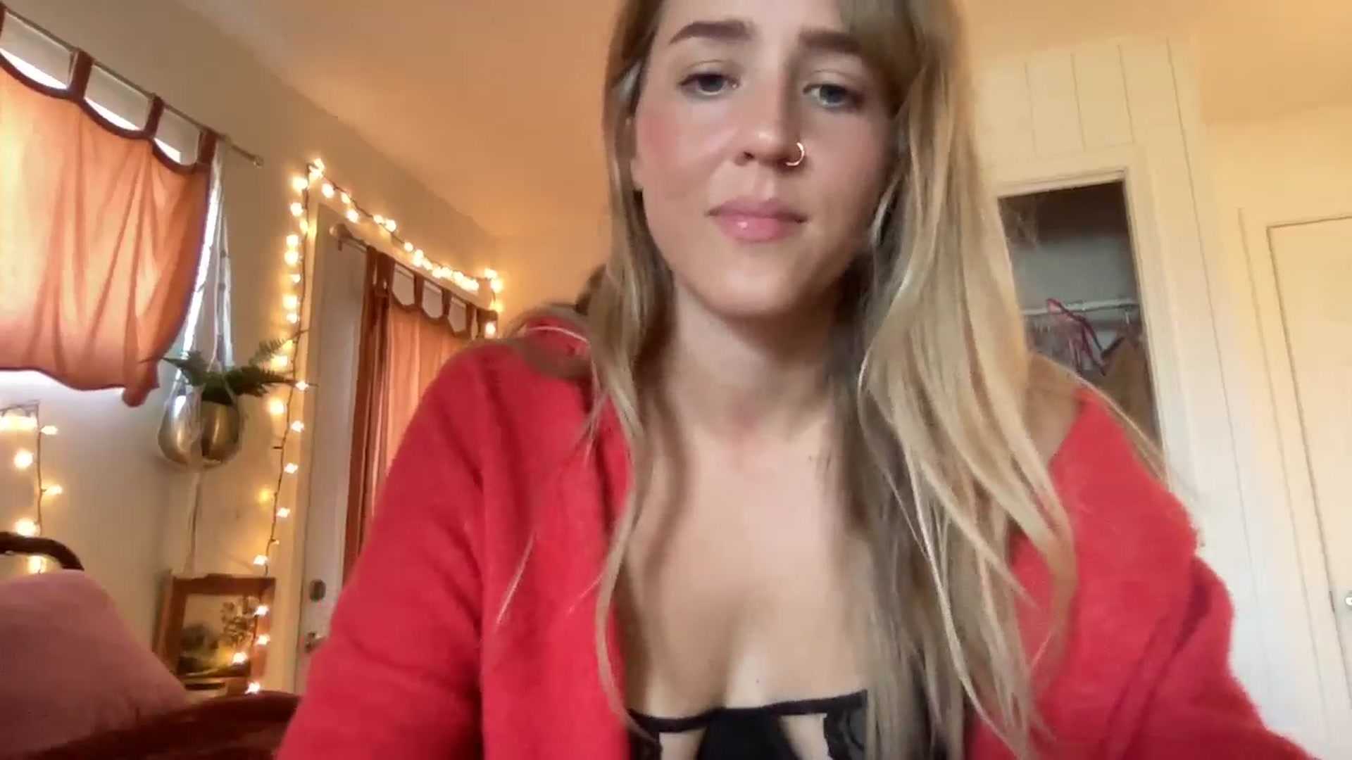 Gallery image thumbnail from PrincessElla_'s myfreecams stream on, 02/04/2025, 19:58 image 20 of 20