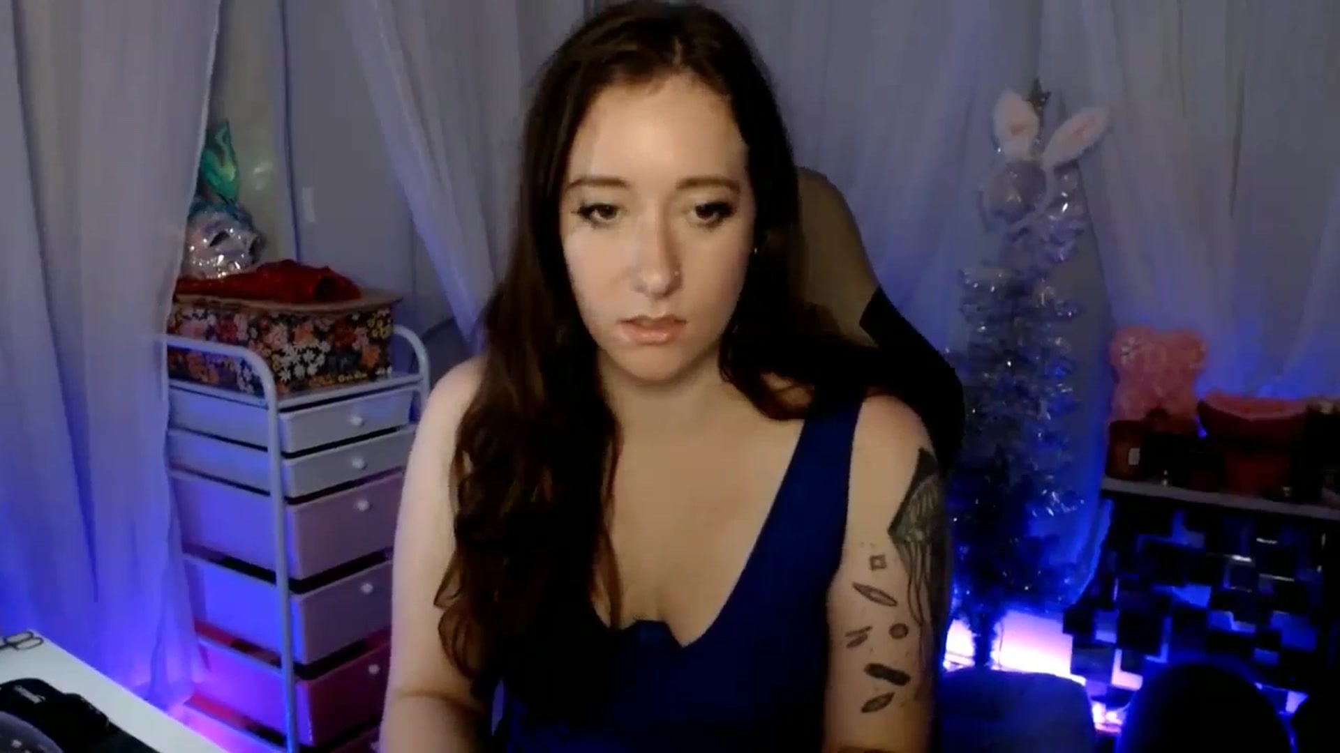 Gallery image thumbnail from PrincessH's myfreecams stream on, 05/04/2024, 05:43 image 3 of 20