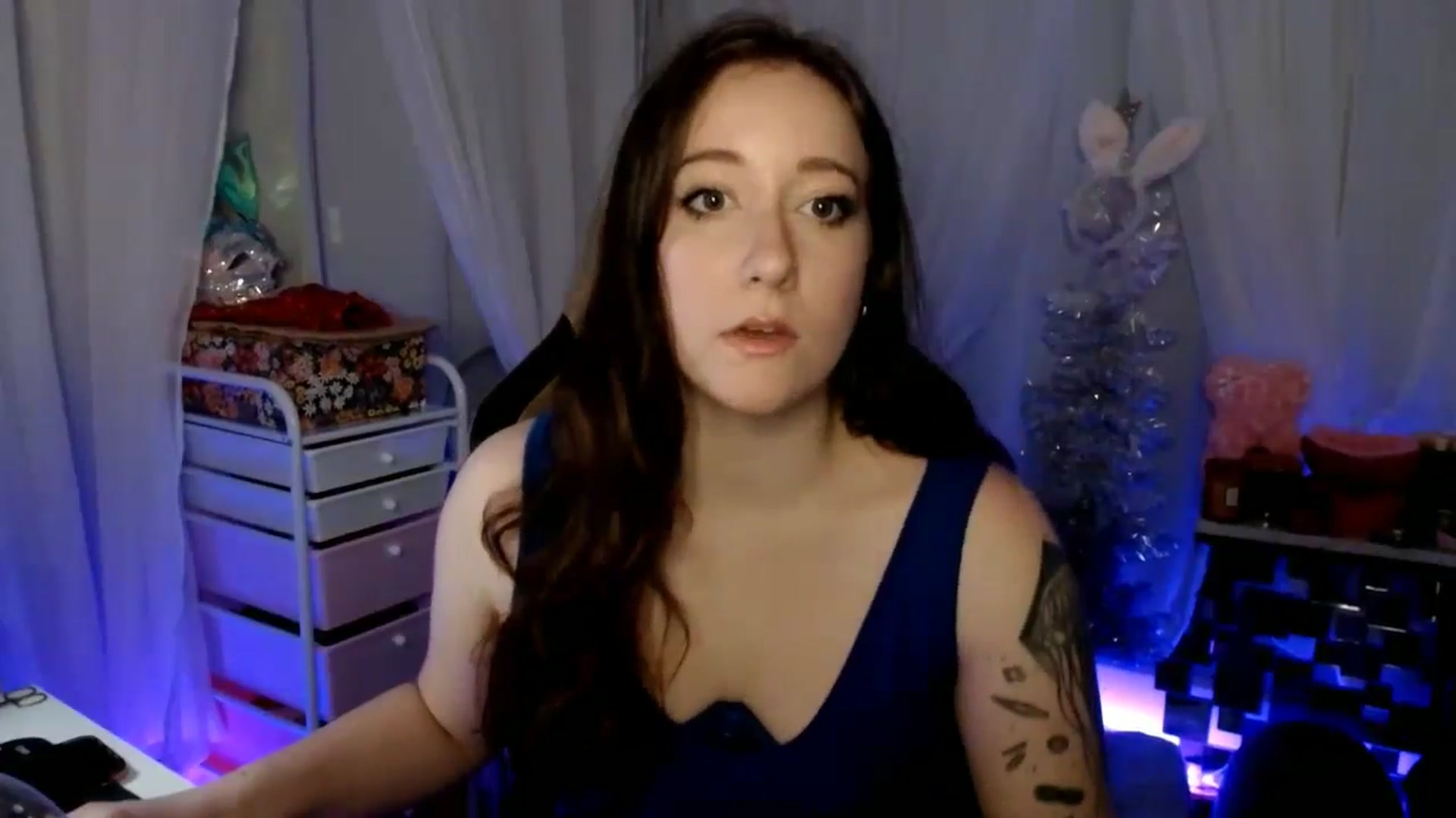 Gallery image thumbnail from PrincessH's myfreecams stream on, 05/04/2024, 05:43 image 2 of 20