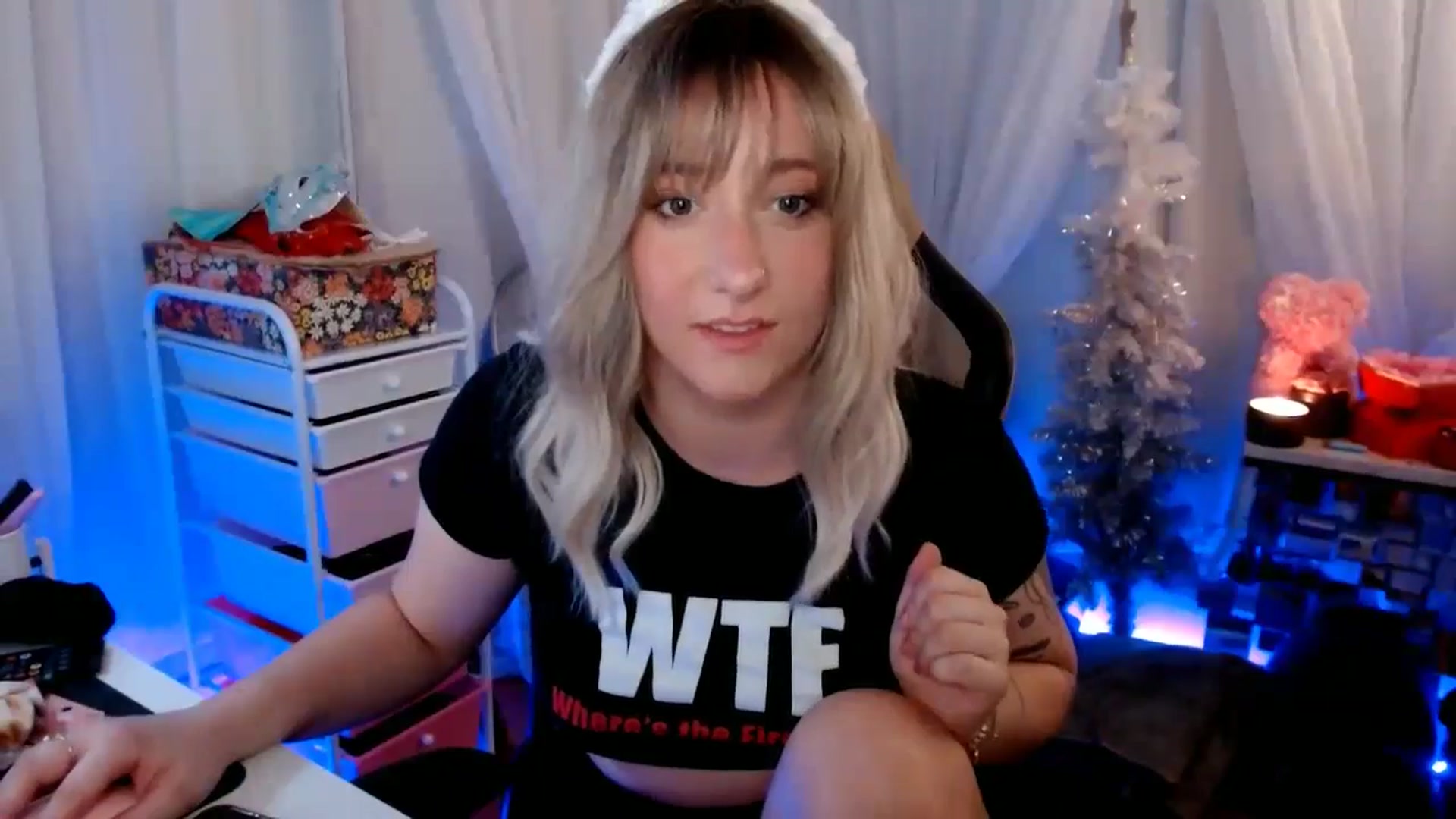 Gallery image thumbnail from PrincessH's myfreecams stream on, 05/09/2024, 05:27 image 19 of 20