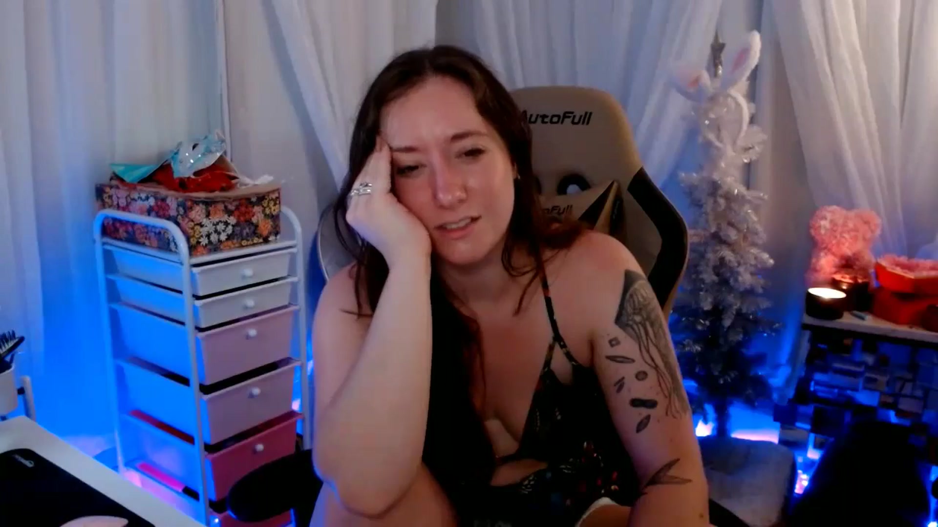 Gallery image thumbnail from PrincessH's myfreecams stream on, 05/11/2024, 05:56 image 20 of 20