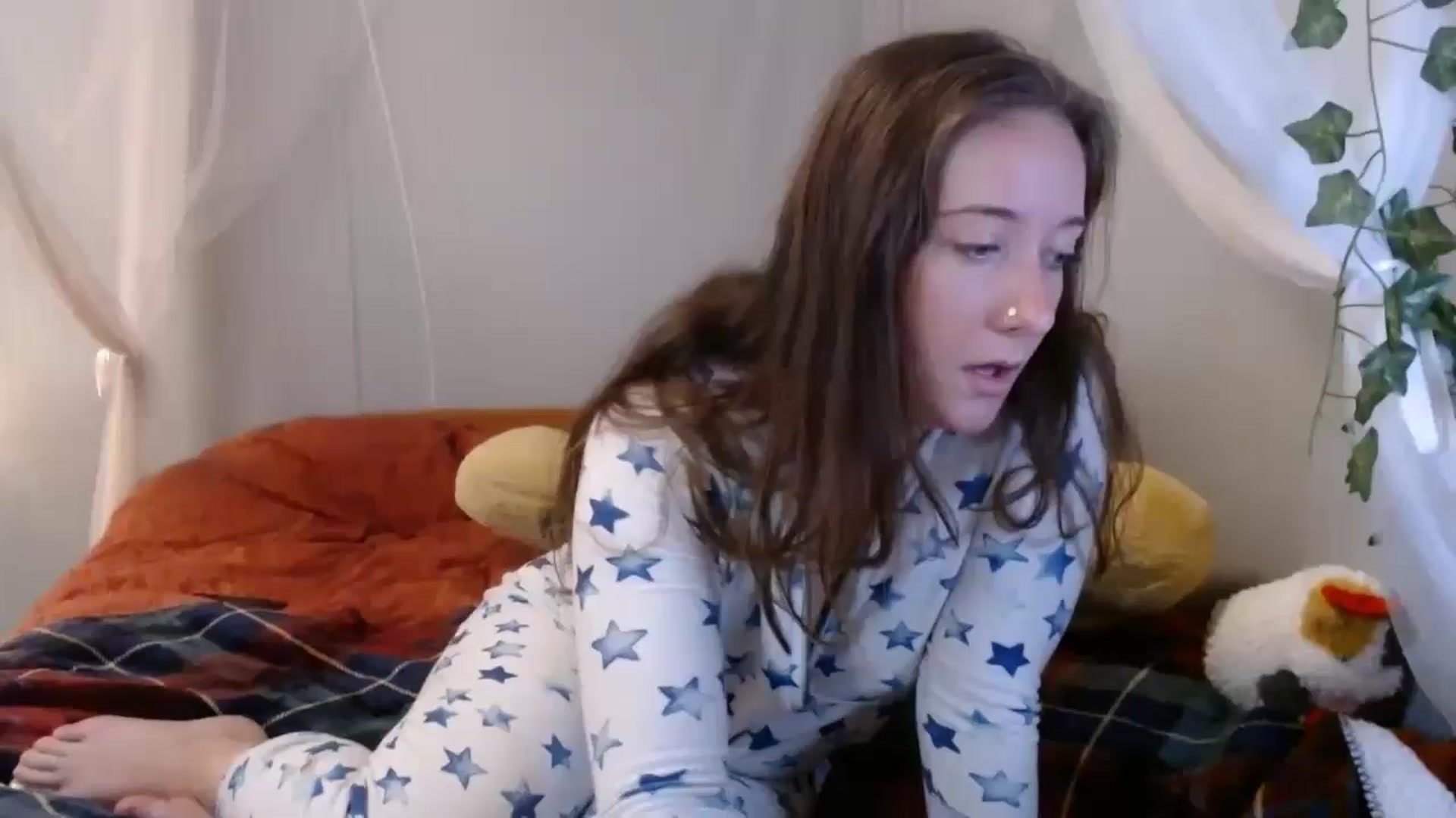 Gallery image thumbnail from PrincessH's myfreecams stream on, 08/29/2024, 07:10 image 1 of 20