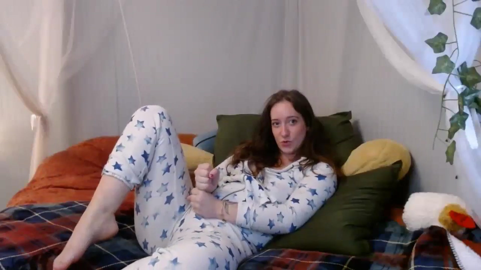 Gallery image thumbnail from PrincessH's myfreecams stream on, 08/29/2024, 07:10 image 5 of 20