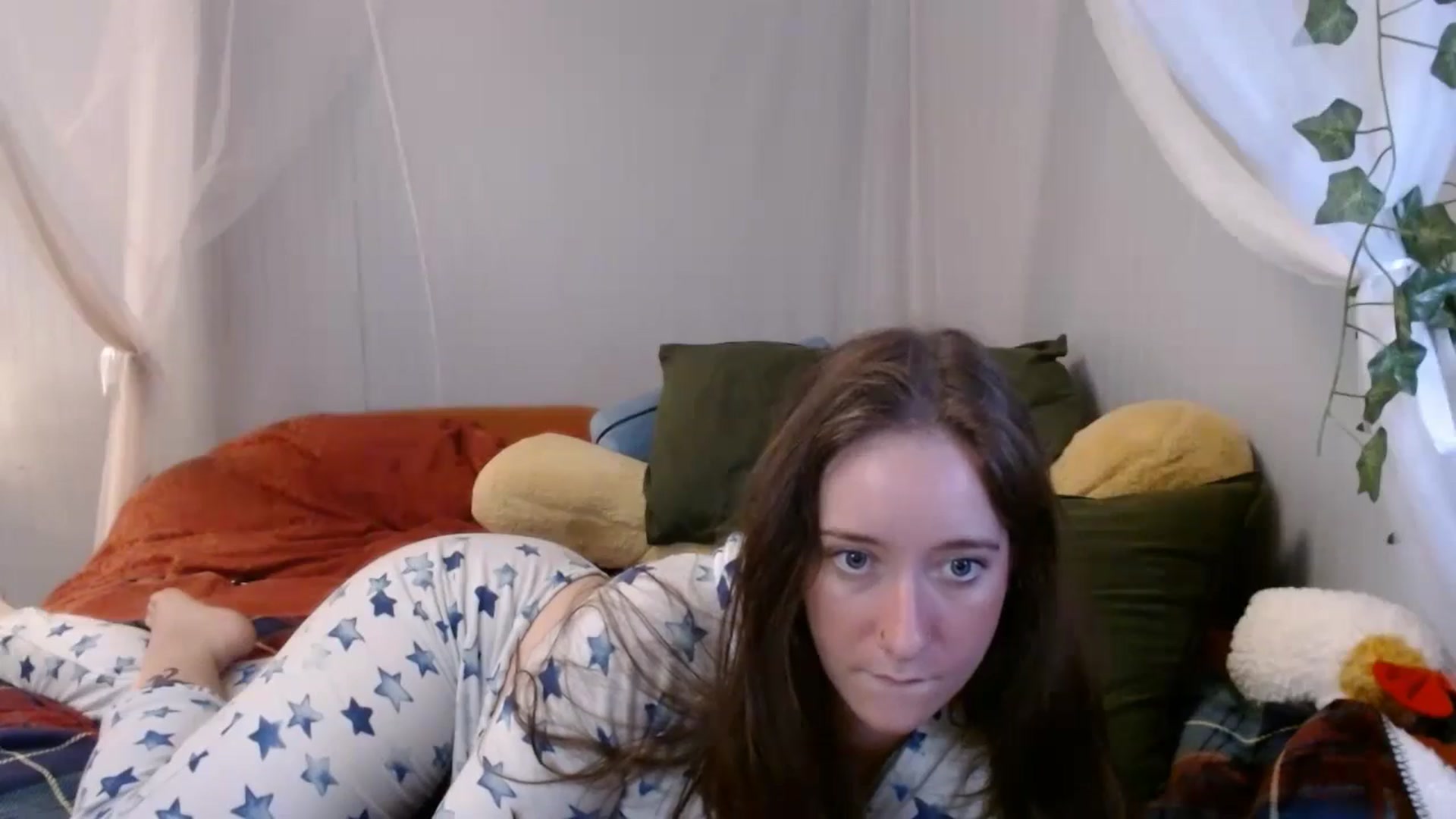 Gallery image thumbnail from PrincessH's myfreecams stream on, 08/29/2024, 07:10 image 7 of 20