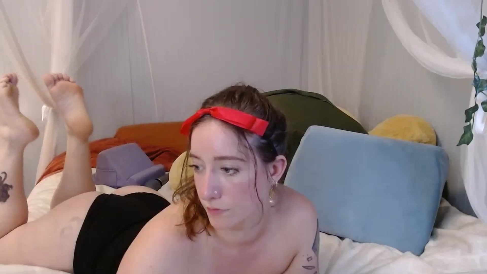 Gallery image thumbnail from PrincessH's myfreecams stream on, 09/11/2024, 08:06 image 8 of 20