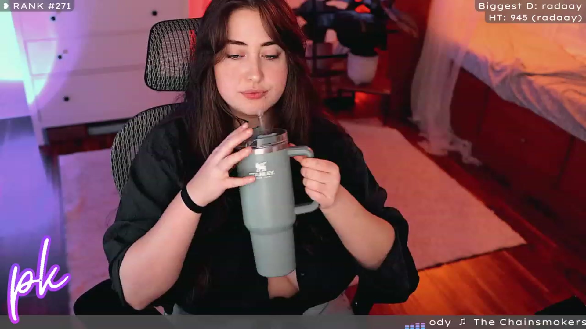 Gallery image thumbnail from PrincessKate's myfreecams stream on, 12/18/2022, 06:17 image 6 of 20