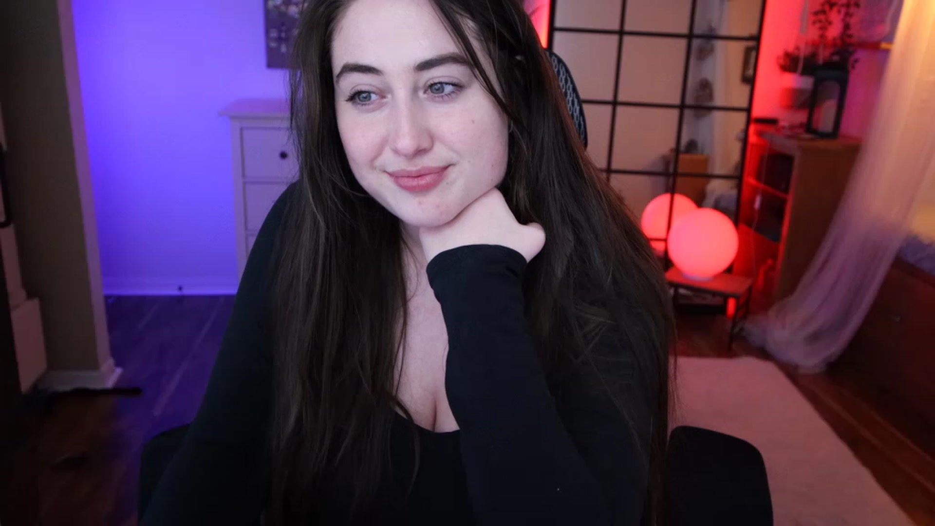 Gallery image thumbnail from PrincessKate's myfreecams stream on, 03/22/2023, 03:31 image 9 of 20