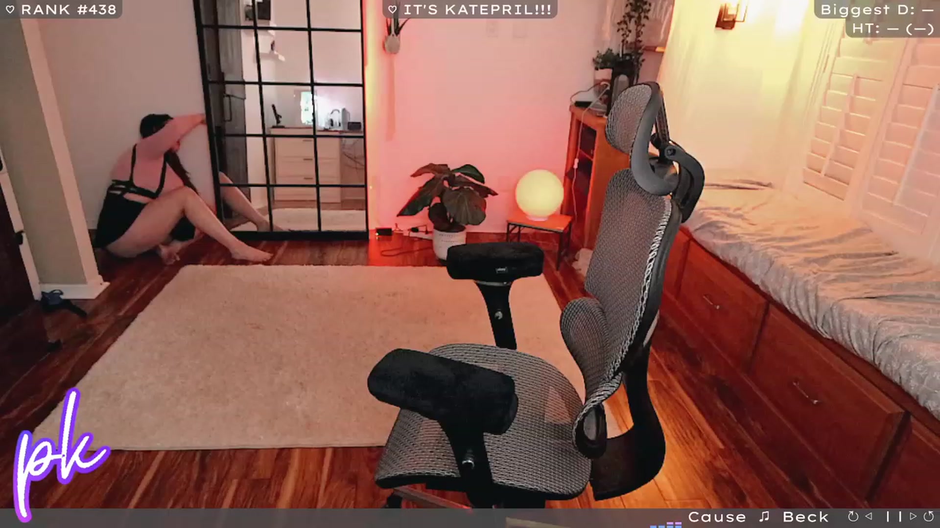 Gallery image thumbnail from PrincessKate's myfreecams stream on, 04/02/2023, 02:41 image 1 of 20