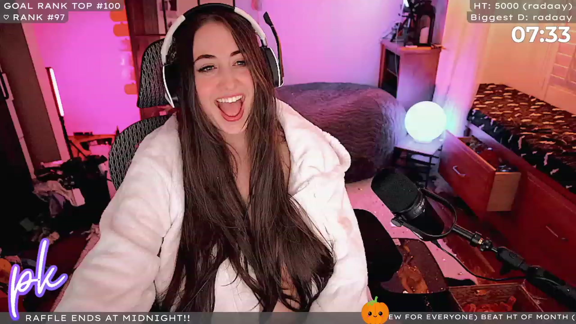 Gallery image thumbnail from PrincessKate's myfreecams stream on, 11/01/2023, 07:07 image 18 of 20