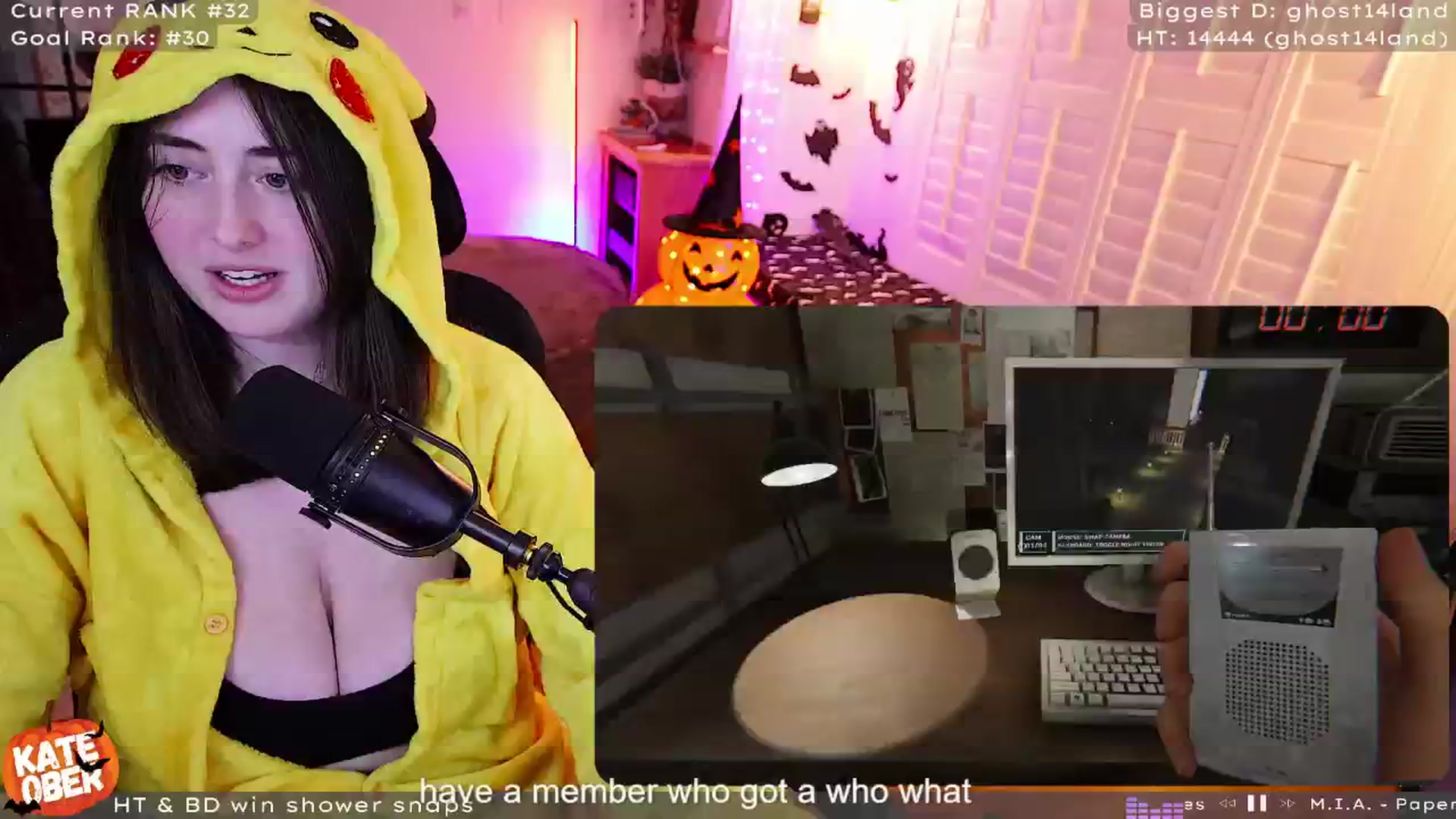 Gallery image thumbnail from PrincessKate's myfreecams stream on, 10/08/2024, 03:46 image 15 of 20