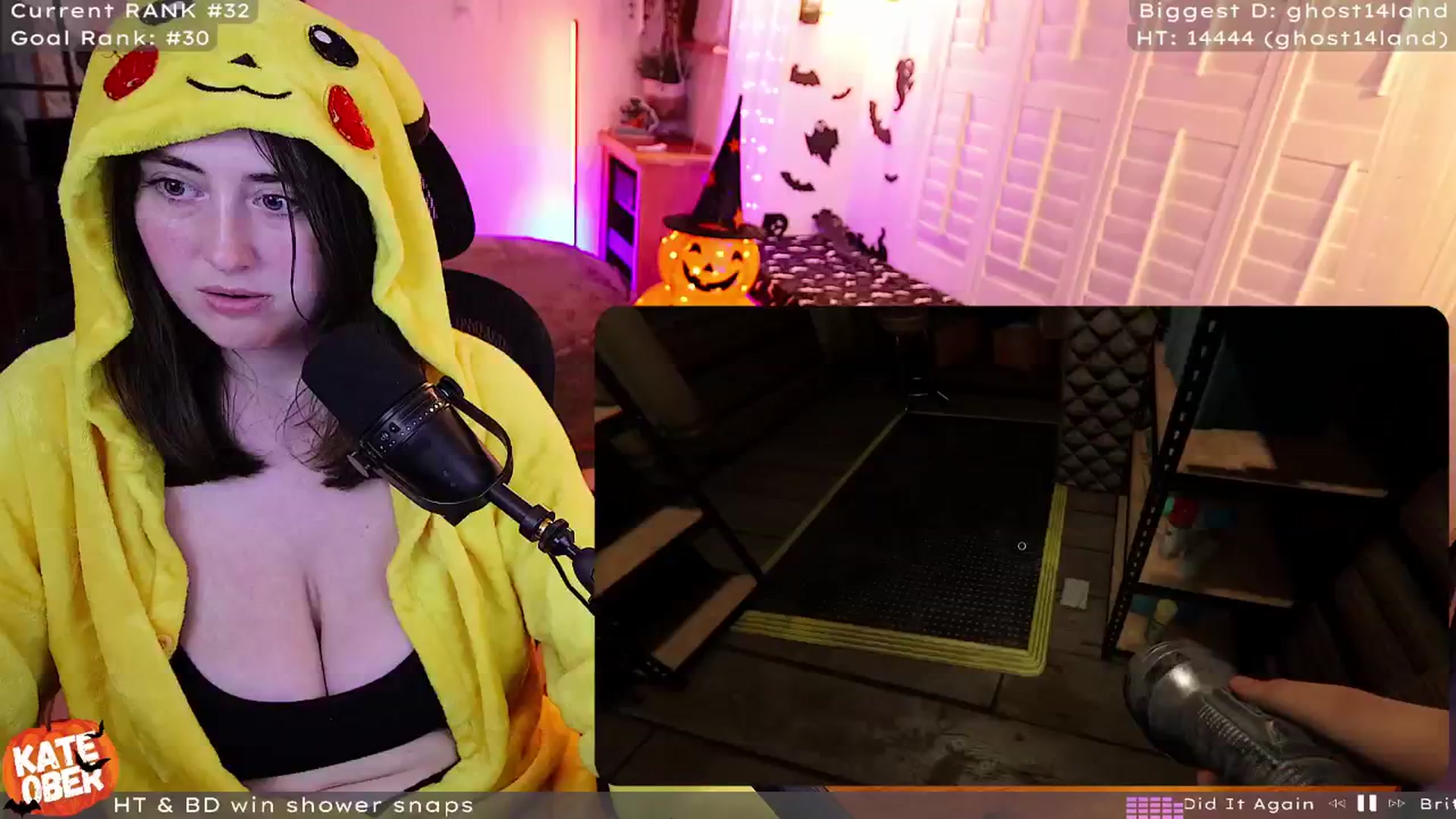 Gallery image thumbnail from PrincessKate's myfreecams stream on, 10/08/2024, 04:19 image 5 of 20