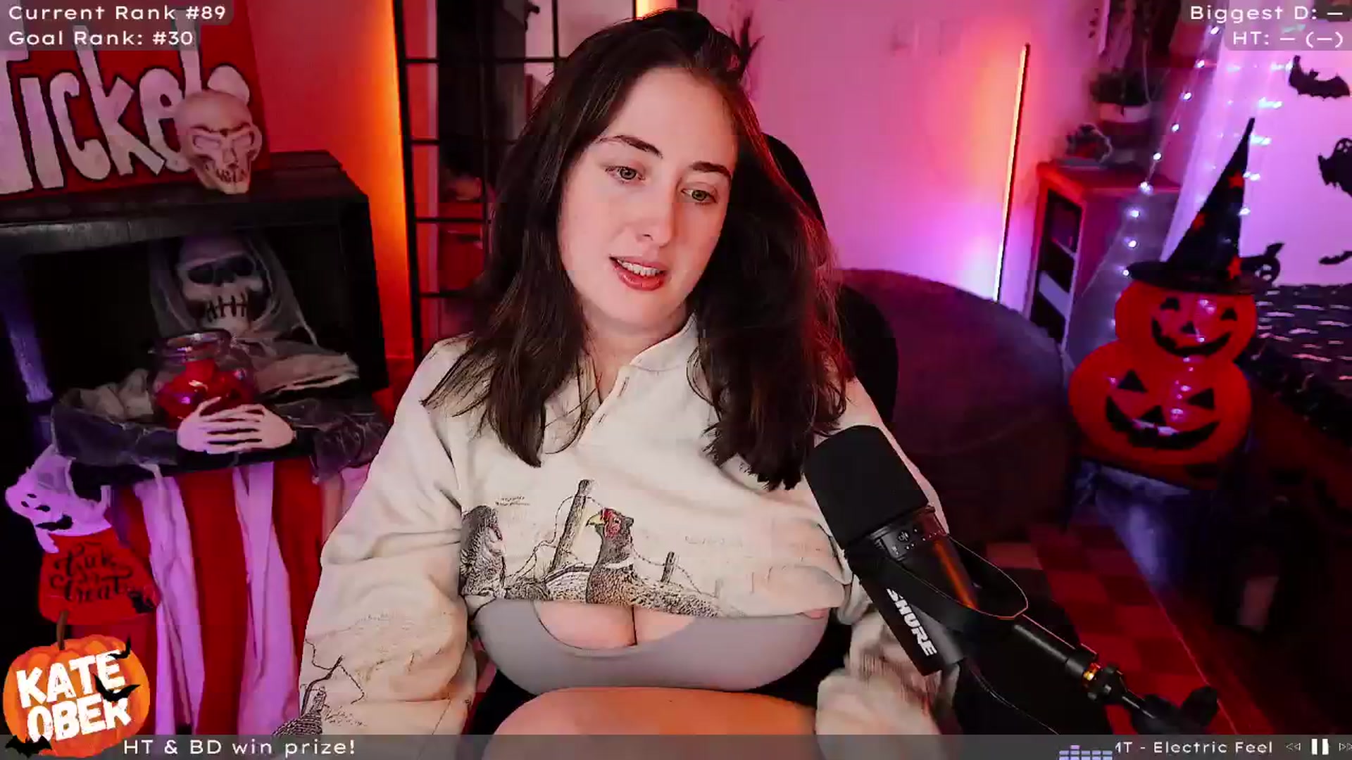 Gallery image thumbnail from PrincessKate's myfreecams stream on, 10/31/2024, 02:58 image 6 of 20