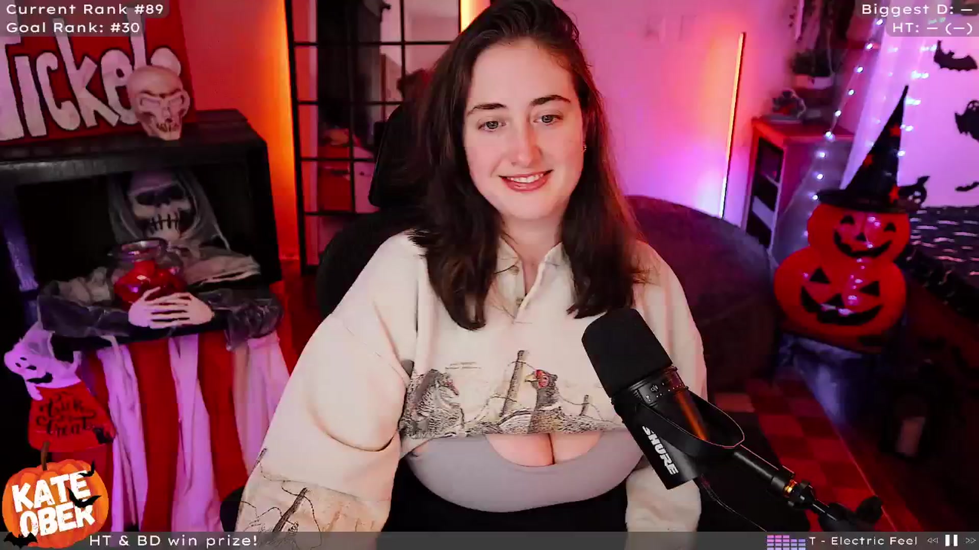Gallery image thumbnail from PrincessKate's myfreecams stream on, 10/31/2024, 02:58 image 5 of 20