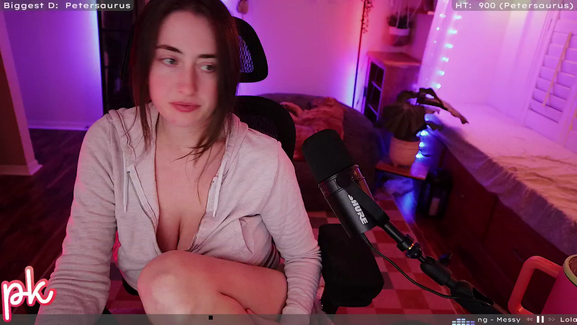 Gallery image thumbnail from PrincessKate's myfreecams stream on, 03/19/2025, 03:32 image 13 of 20