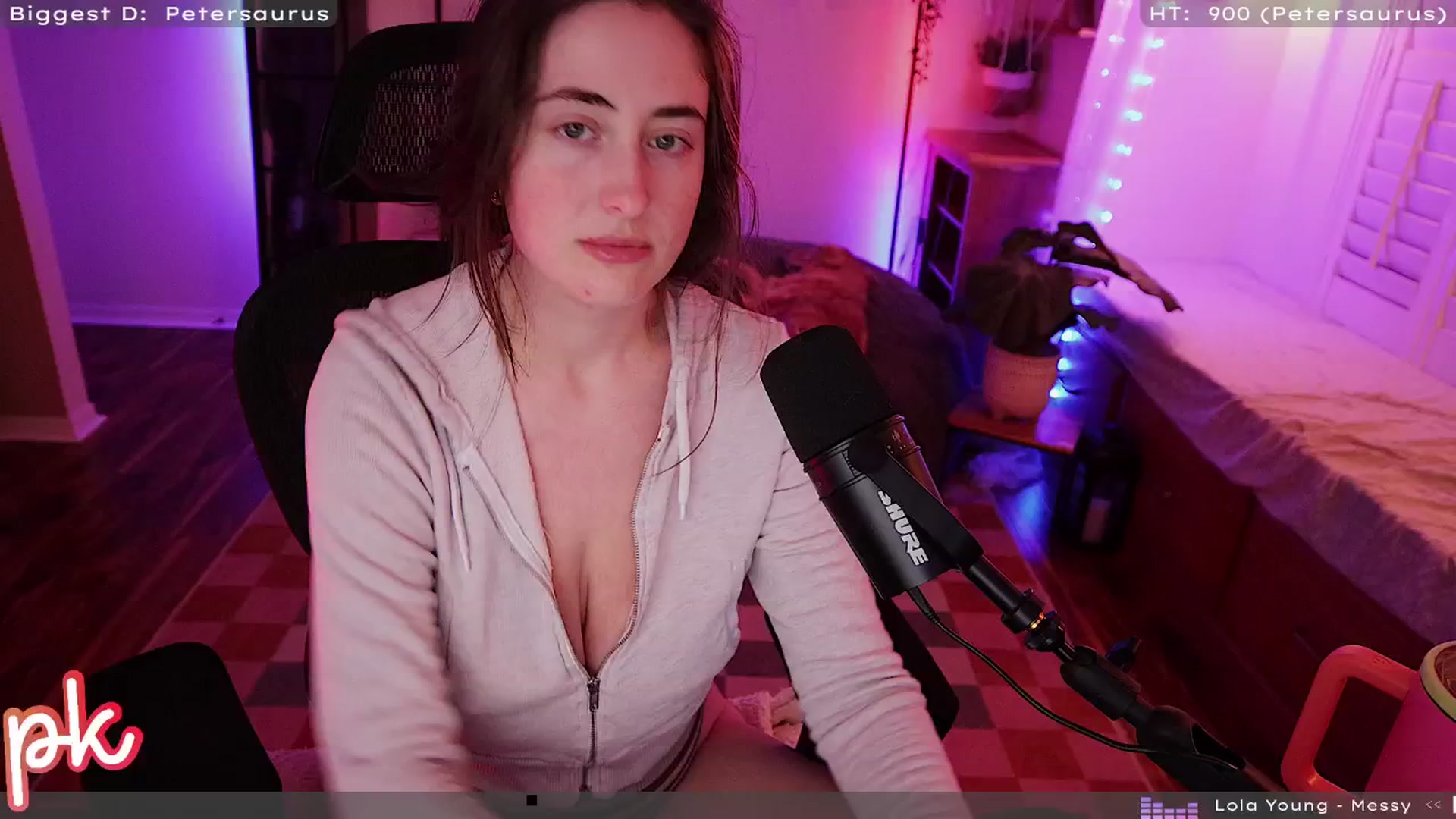 Gallery image thumbnail from PrincessKate's myfreecams stream on, 03/19/2025, 03:32 image 14 of 20