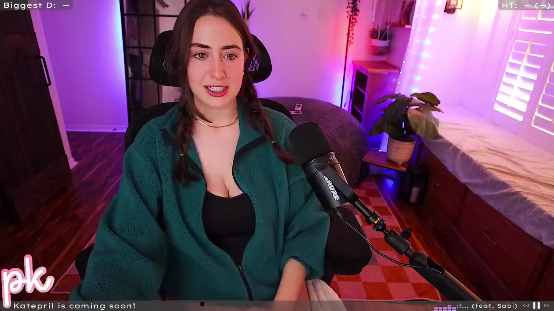 Gallery image thumbnail from PrincessKate's myfreecams stream on, 03/25/2025, 21:52 image 3 of 20